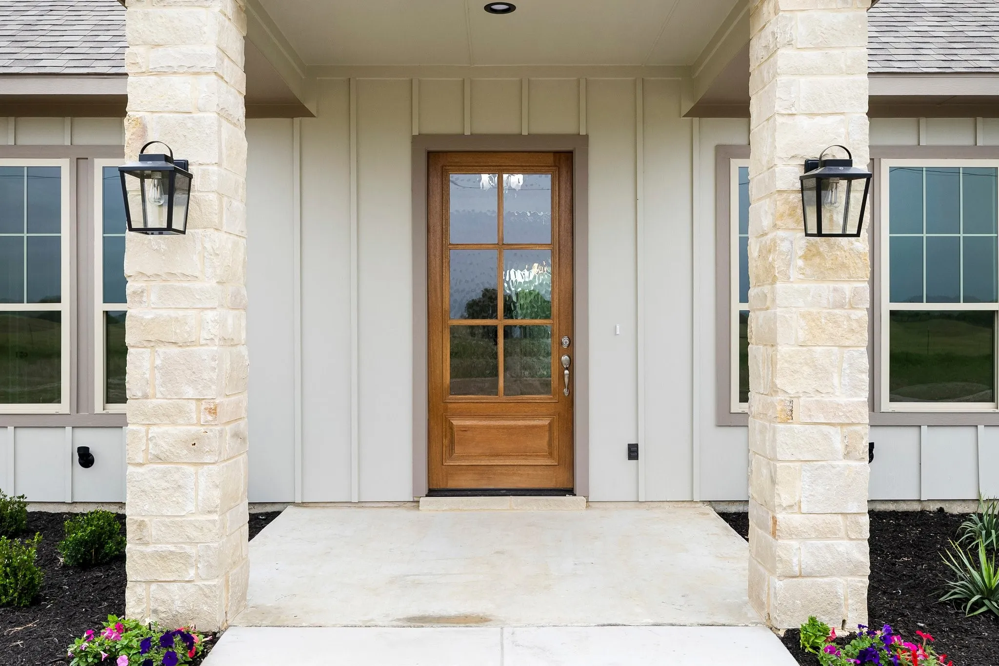 Stone accents