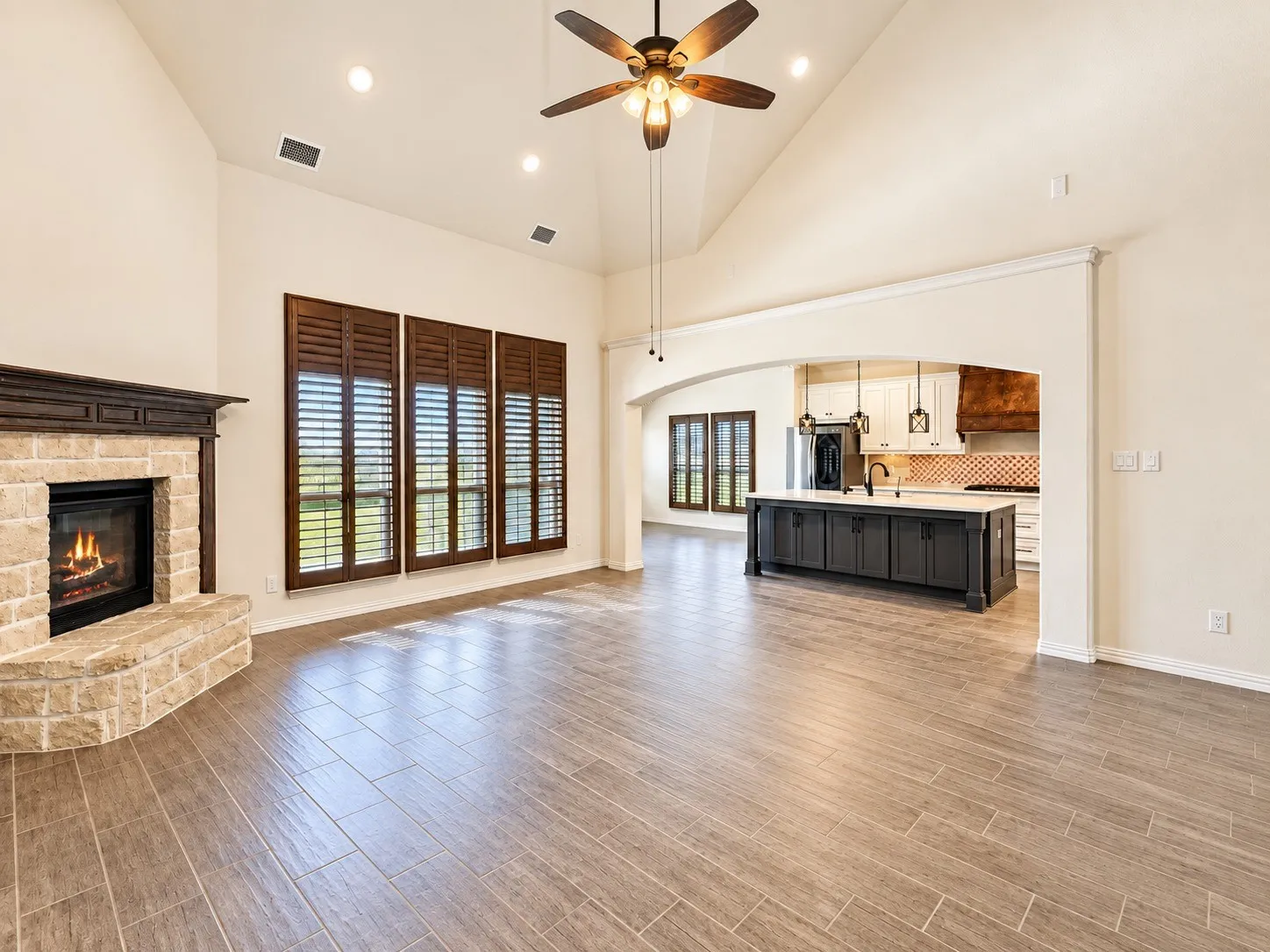 Single Family Residence For Sale in Denton County , 7720 Falcon Ridge Road, Denton, Texas 76208, 5 Bedroom, 4 Bathroom, 2 Garage spaces, 3,830 Sqft, built in 2020, mls#21396492, Real Estate Agent in Denton, Homes For Sale in Denton county, Homes For Sale in Denton, Realtor in Denton Texas, Real Estate Brokerage Independent Realty Texas, Luminita Cordes Realtor