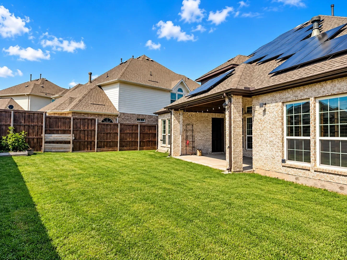 Single Family Residence For Sale in Denton County , 7720 Falcon Ridge Road, Denton, Texas 76208, 5 Bedroom, 4 Bathroom, 2 Garage spaces, 3,830 Sqft, built in 2020, mls#21396492, Real Estate Agent in Denton, Homes For Sale in Denton county, Homes For Sale in Denton, Realtor in Denton Texas, Real Estate Brokerage Independent Realty Texas, Luminita Cordes Realtor