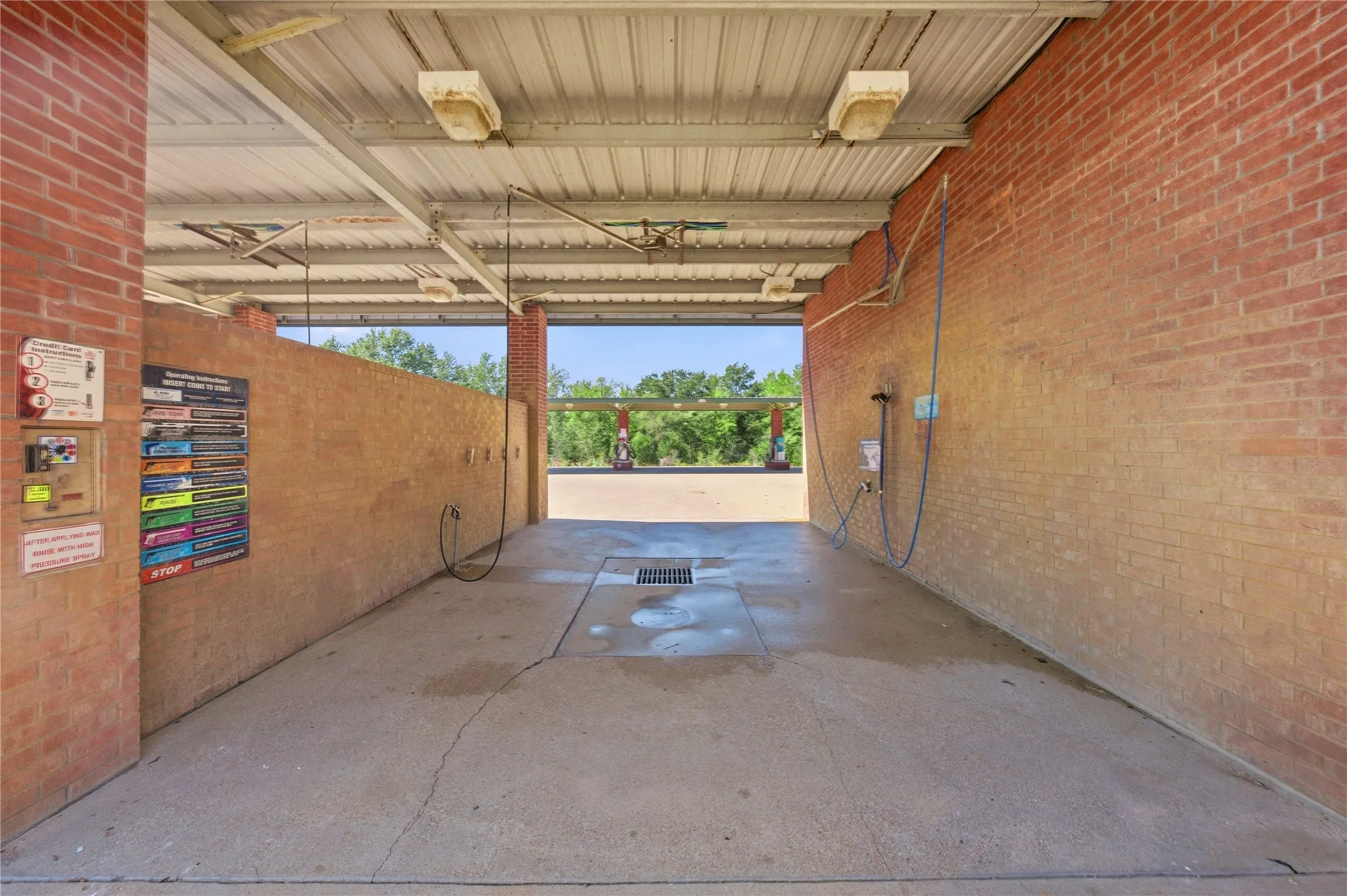 Business For Sale in Henderson County , 311 Us-175, Eustace, Texas 75124, 0, 0, Garage spaces, 0 Sqft, built in 2001, mls#21395089, Real Estate Agent in Eustace, Homes For Sale in Henderson county, Homes For Sale in Eustace, Realtor in Eustace Texas, Real Estate Brokerage Independent Realty Texas, Luminita Cordes Realtor