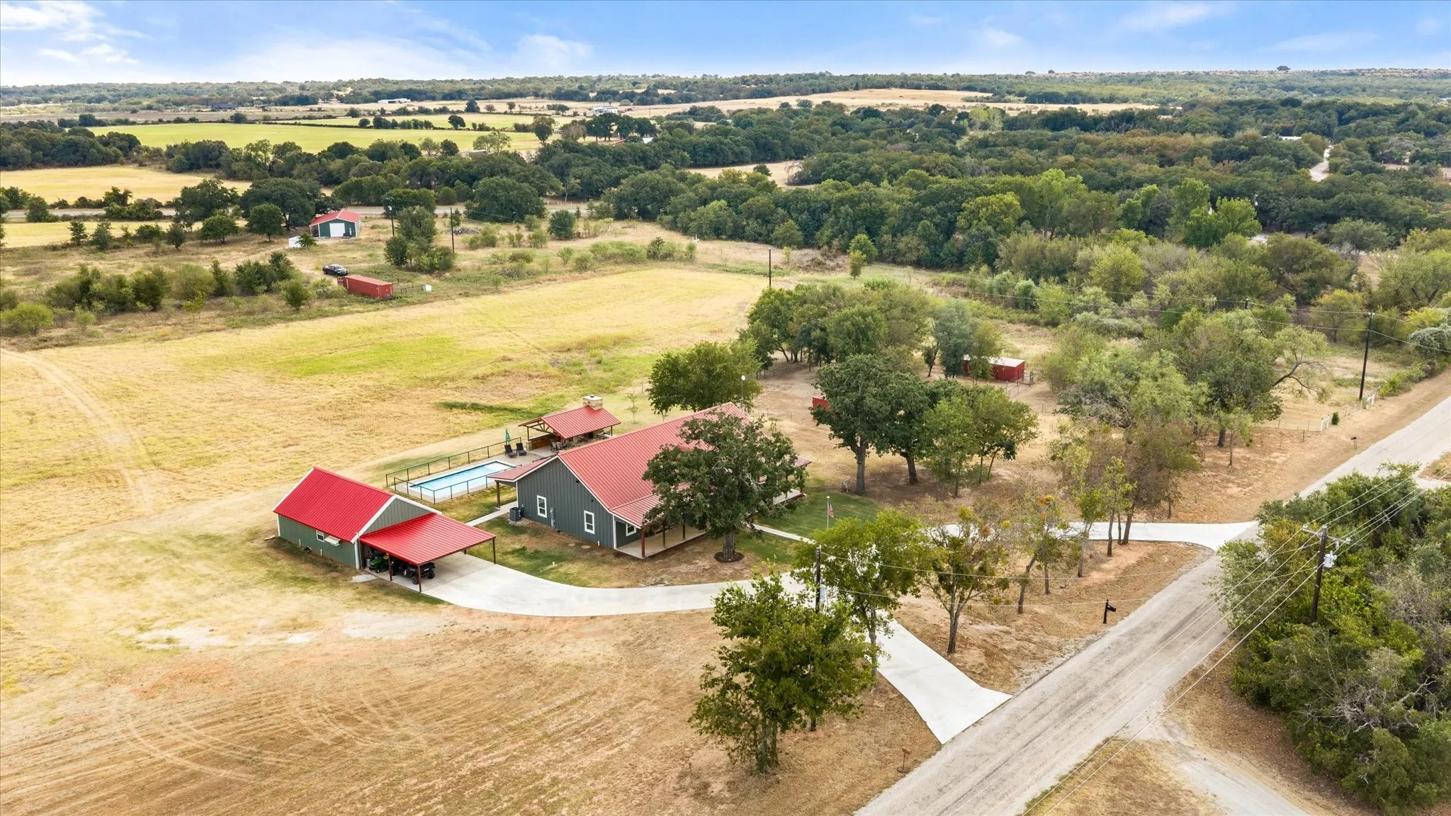 Single Family Residence For Sale in Hood County , 9739 Waldrup Road, Lipan, Texas 76462, 3 Bedroom, 2 Bathroom, Garage spaces, 2,658 Sqft, built in 2020, mls#21395818, Real Estate Agent in Lipan, Homes For Sale in Hood county, Homes For Sale in Lipan, Realtor in Lipan Texas, Real Estate Brokerage Independent Realty Texas, Luminita Cordes Realtor