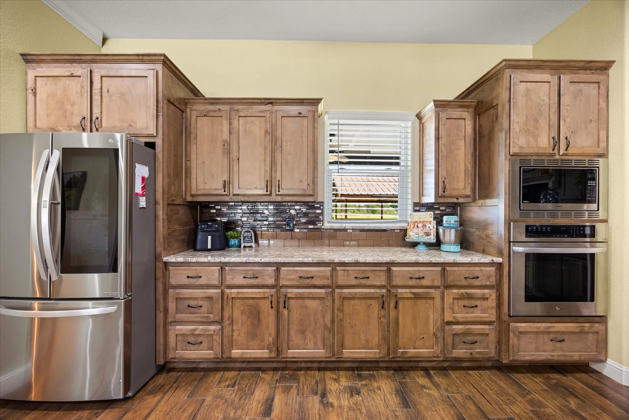 Single Family Residence For Sale in Hood County , 9739 Waldrup Road, Lipan, Texas 76462, 3 Bedroom, 2 Bathroom, Garage spaces, 2,658 Sqft, built in 2020, mls#21395818, Real Estate Agent in Lipan, Homes For Sale in Hood county, Homes For Sale in Lipan, Realtor in Lipan Texas, Real Estate Brokerage Independent Realty Texas, Luminita Cordes Realtor