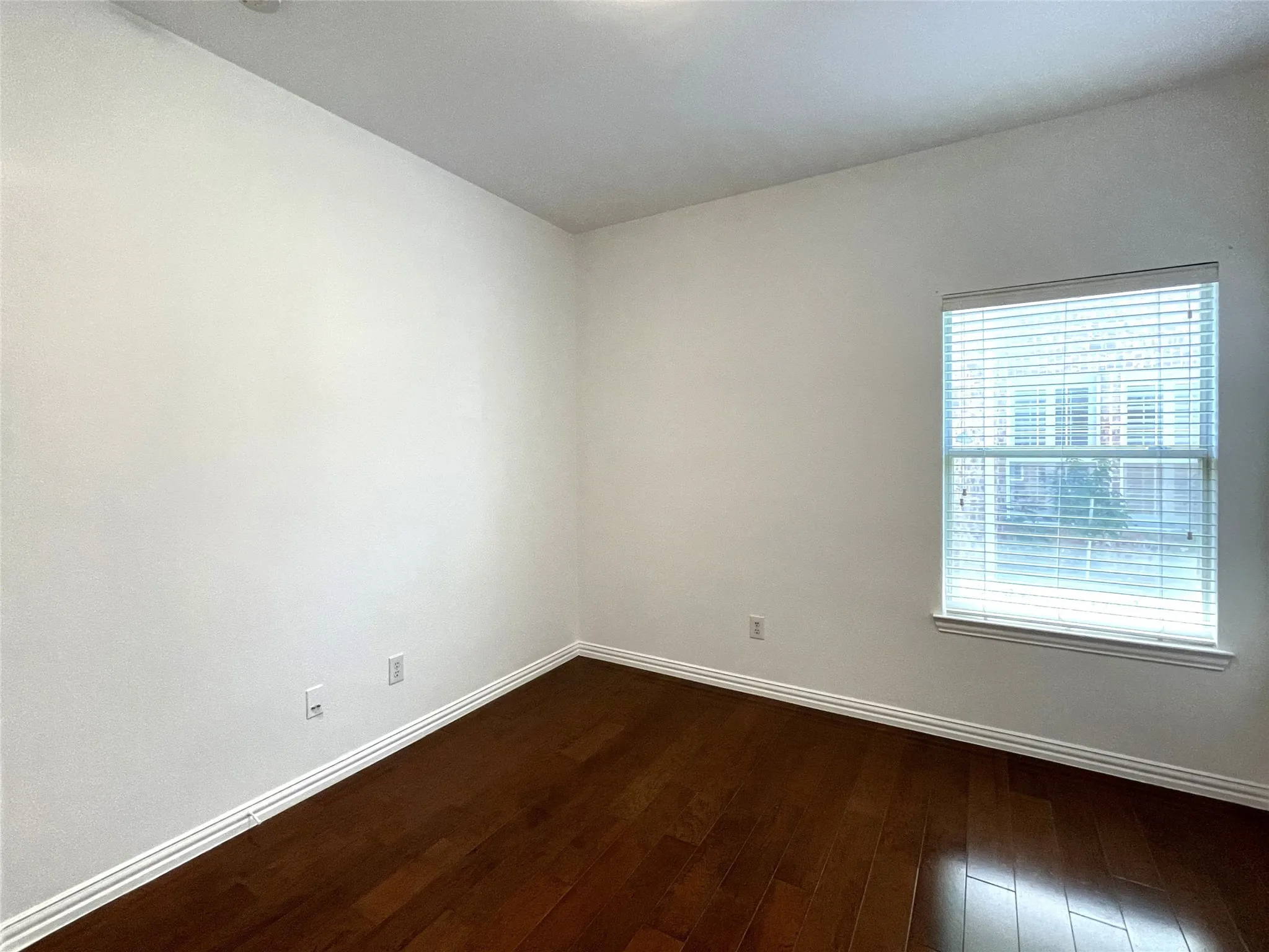 Single Family Residence For Rent in Collin County , 4400 Avebury Drive, Plano, Texas 75024, 4 Bedroom, 2 Bathroom, 2 Garage spaces, 2,415 Sqft, built in 1998, mls#21396496, Real Estate Agent in Plano, Homes For Rent in Collin county, Homes For Rent in Plano, Realtor in Plano Texas, Real Estate Brokerage Independent Realty Texas, Luminita Cordes Realtor