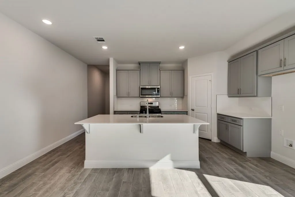 Single Family Residence For Rent in Collin County , 601 Amenduni Lane, Anna, Texas 75409, 4 Bedroom, 2 Bathroom, 2 Garage spaces, 1,945 Sqft, built in 2023, mls#21396448, Real Estate Agent in Anna, Homes For Rent in Collin county, Homes For Rent in Anna, Realtor in Anna Texas, Real Estate Brokerage Independent Realty Texas, Luminita Cordes Realtor