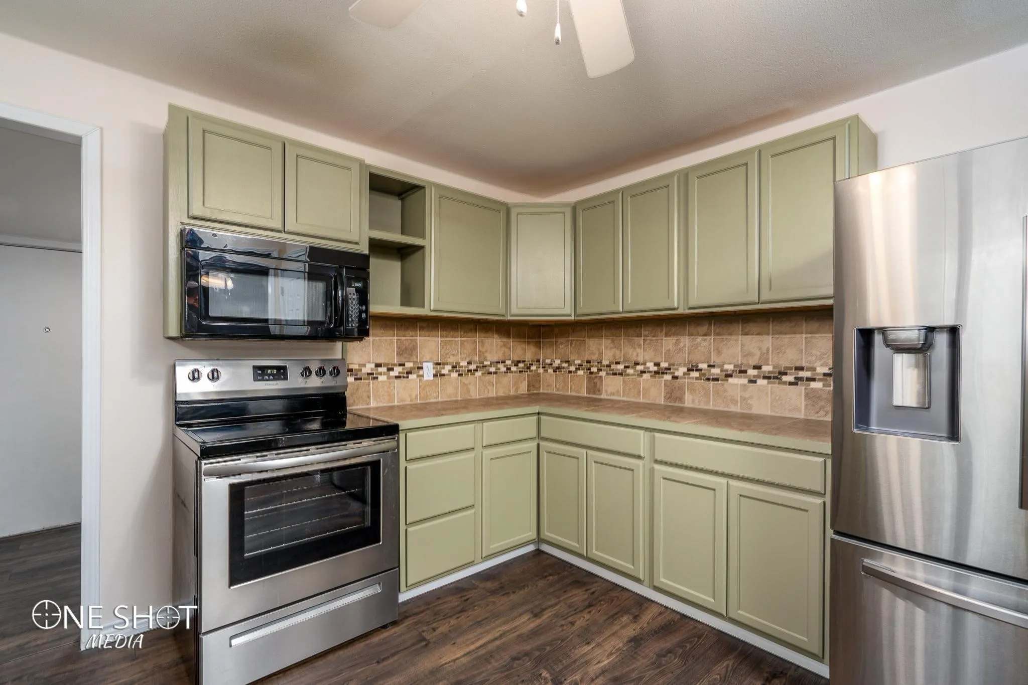 Single Family Residence For Rent in Taylor County , 2133 Ross Avenue, Abilene, Texas 79605, 3 Bedroom, 2 Bathroom, Garage spaces, 1,566 Sqft, built in 1948, mls#21396495, Real Estate Agent in Abilene, Homes For Rent in Taylor county, Homes For Rent in Abilene, Realtor in Abilene Texas, Real Estate Brokerage Independent Realty Texas, Luminita Cordes Realtor