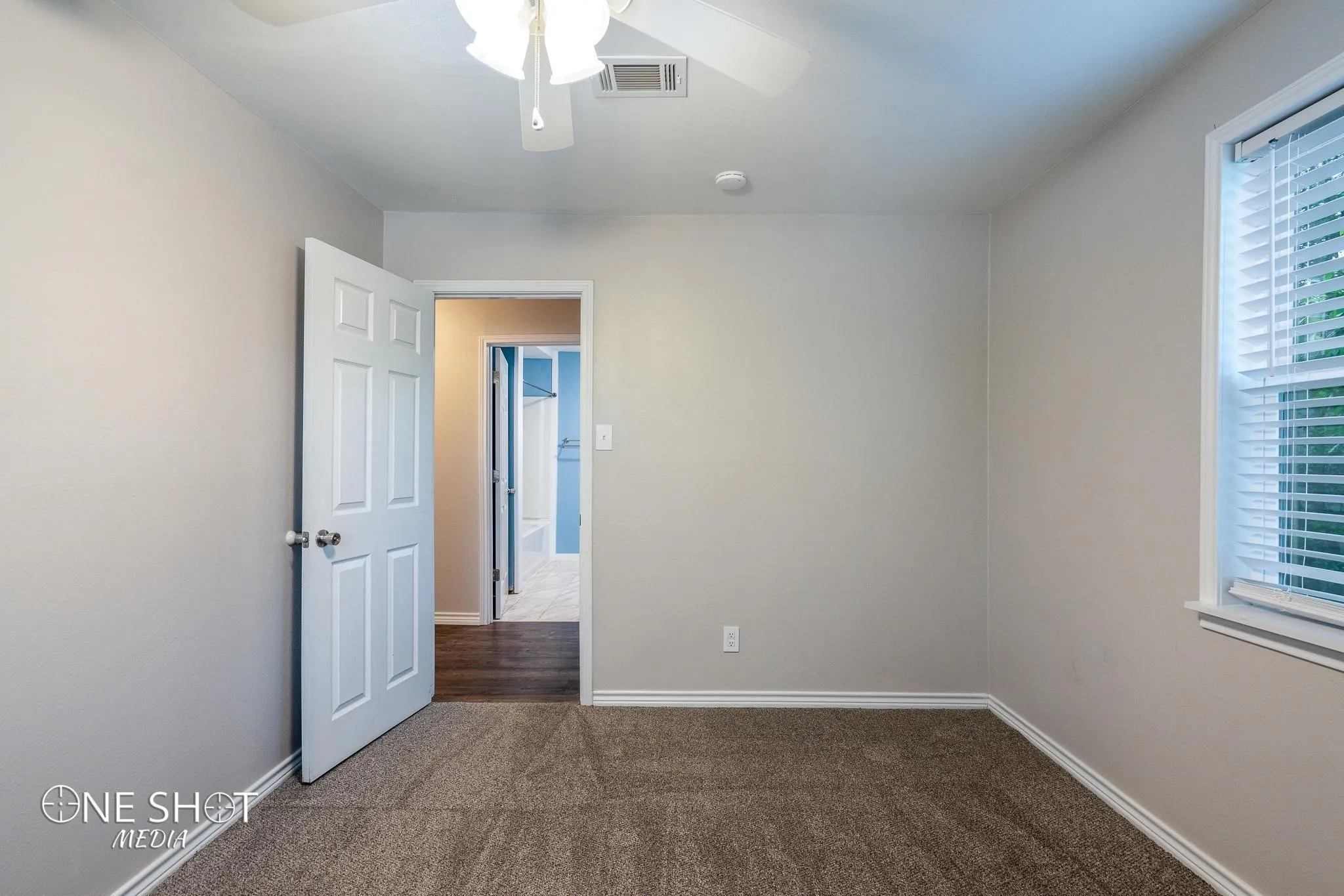 Single Family Residence For Rent in Taylor County , 2133 Ross Avenue, Abilene, Texas 79605, 3 Bedroom, 2 Bathroom, Garage spaces, 1,566 Sqft, built in 1948, mls#21396495, Real Estate Agent in Abilene, Homes For Rent in Taylor county, Homes For Rent in Abilene, Realtor in Abilene Texas, Real Estate Brokerage Independent Realty Texas, Luminita Cordes Realtor