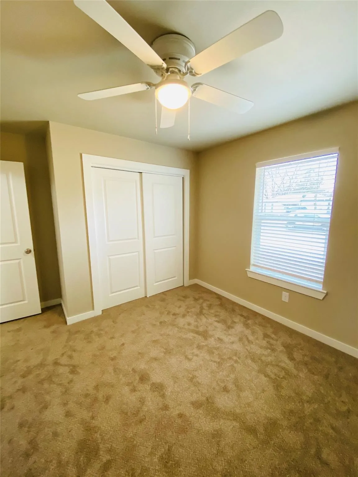 Single Family Residence For Rent in Grayson County , 307 N Colbert Avenue, Sherman, Texas 75090, 3 Bedroom, 2 Bathroom, Garage spaces, 1,230 Sqft, built in 2020, mls#21396510, Real Estate Agent in Sherman, Homes For Rent in Grayson county, Homes For Rent in Sherman, Realtor in Sherman Texas, Real Estate Brokerage Independent Realty Texas, Luminita Cordes Realtor