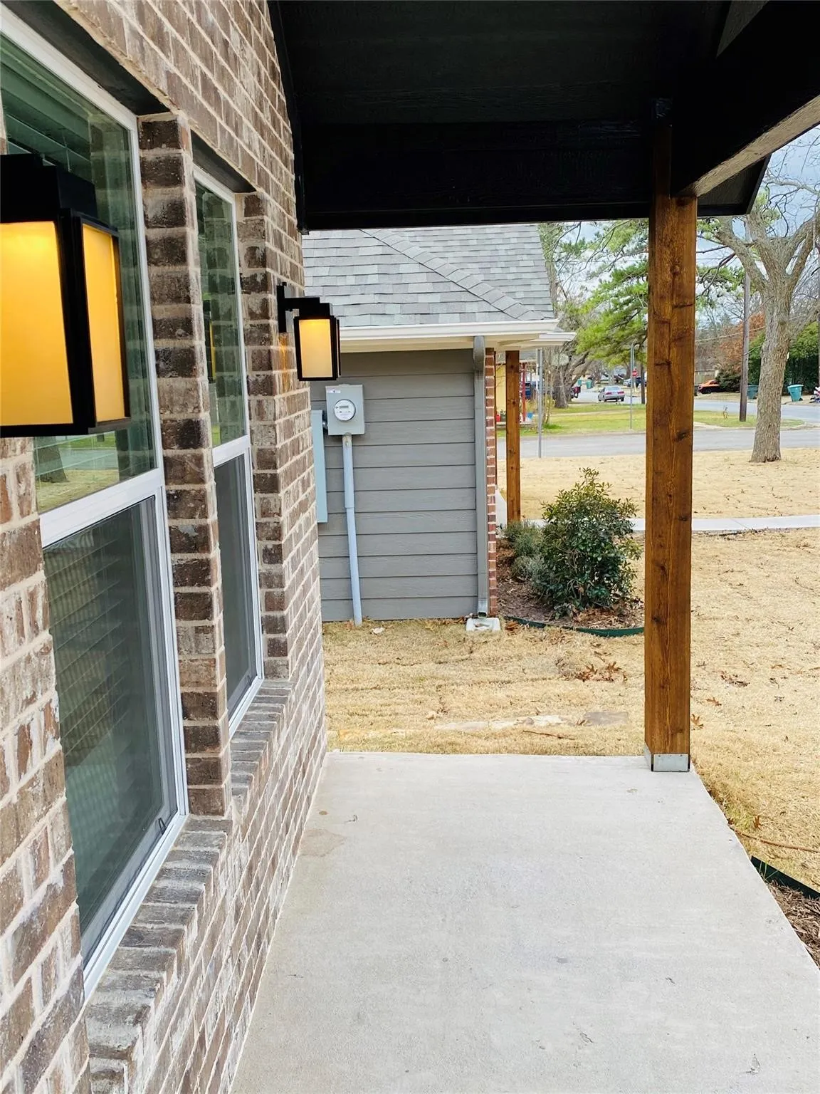 Single Family Residence For Rent in Grayson County , 307 N Colbert Avenue, Sherman, Texas 75090, 3 Bedroom, 2 Bathroom, Garage spaces, 1,230 Sqft, built in 2020, mls#21396510, Real Estate Agent in Sherman, Homes For Rent in Grayson county, Homes For Rent in Sherman, Realtor in Sherman Texas, Real Estate Brokerage Independent Realty Texas, Luminita Cordes Realtor