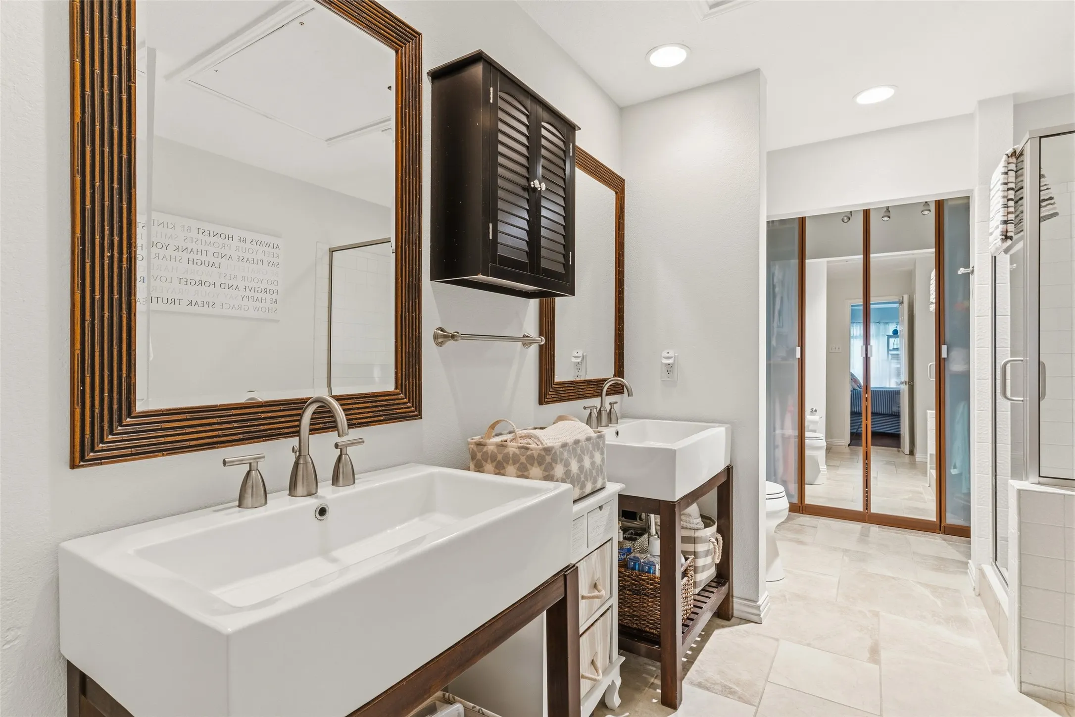 Condominium For Sale in Dallas County , 12660 Hillcrest Road 3205, Dallas, Texas 75230, 2 Bedroom, 2 Bathroom, Garage spaces, 1,154 Sqft, built in 1986, mls#21396509, Real Estate Agent in Dallas, Homes For Sale in Dallas county, Homes For Sale in Dallas, Realtor in Dallas Texas, Real Estate Brokerage Independent Realty Texas, Luminita Cordes Realtor