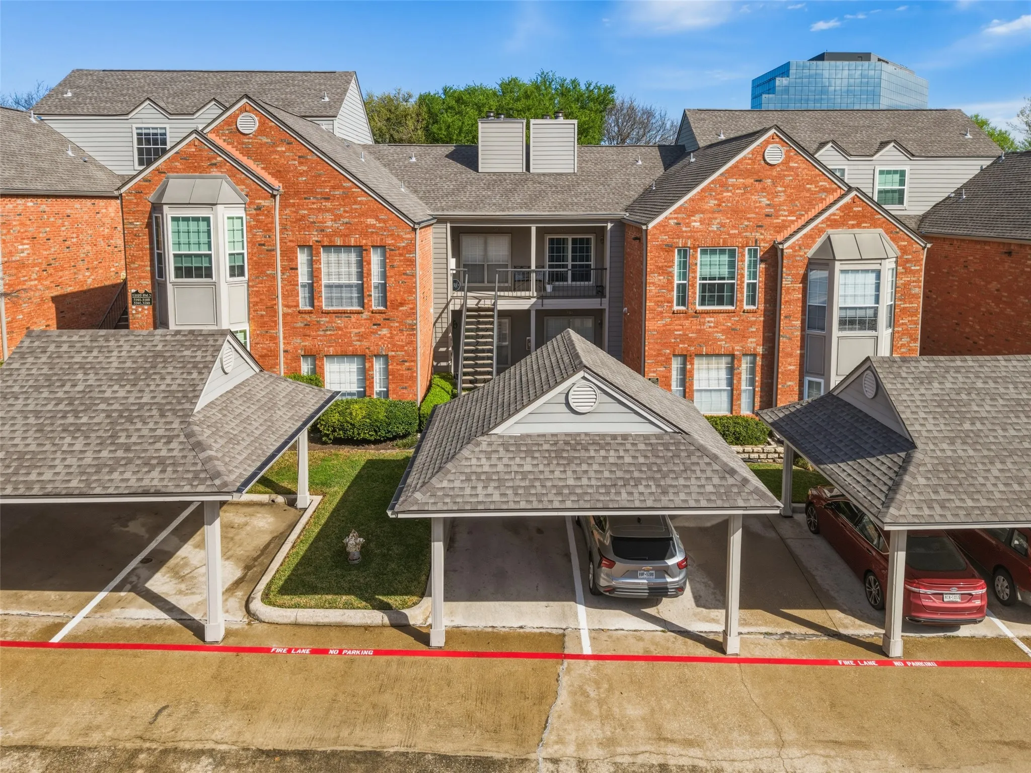 Condominium For Sale in Dallas County , 12660 Hillcrest Road 3205, Dallas, Texas 75230, 2 Bedroom, 2 Bathroom, Garage spaces, 1,154 Sqft, built in 1986, mls#21396509, Real Estate Agent in Dallas, Homes For Sale in Dallas county, Homes For Sale in Dallas, Realtor in Dallas Texas, Real Estate Brokerage Independent Realty Texas, Luminita Cordes Realtor