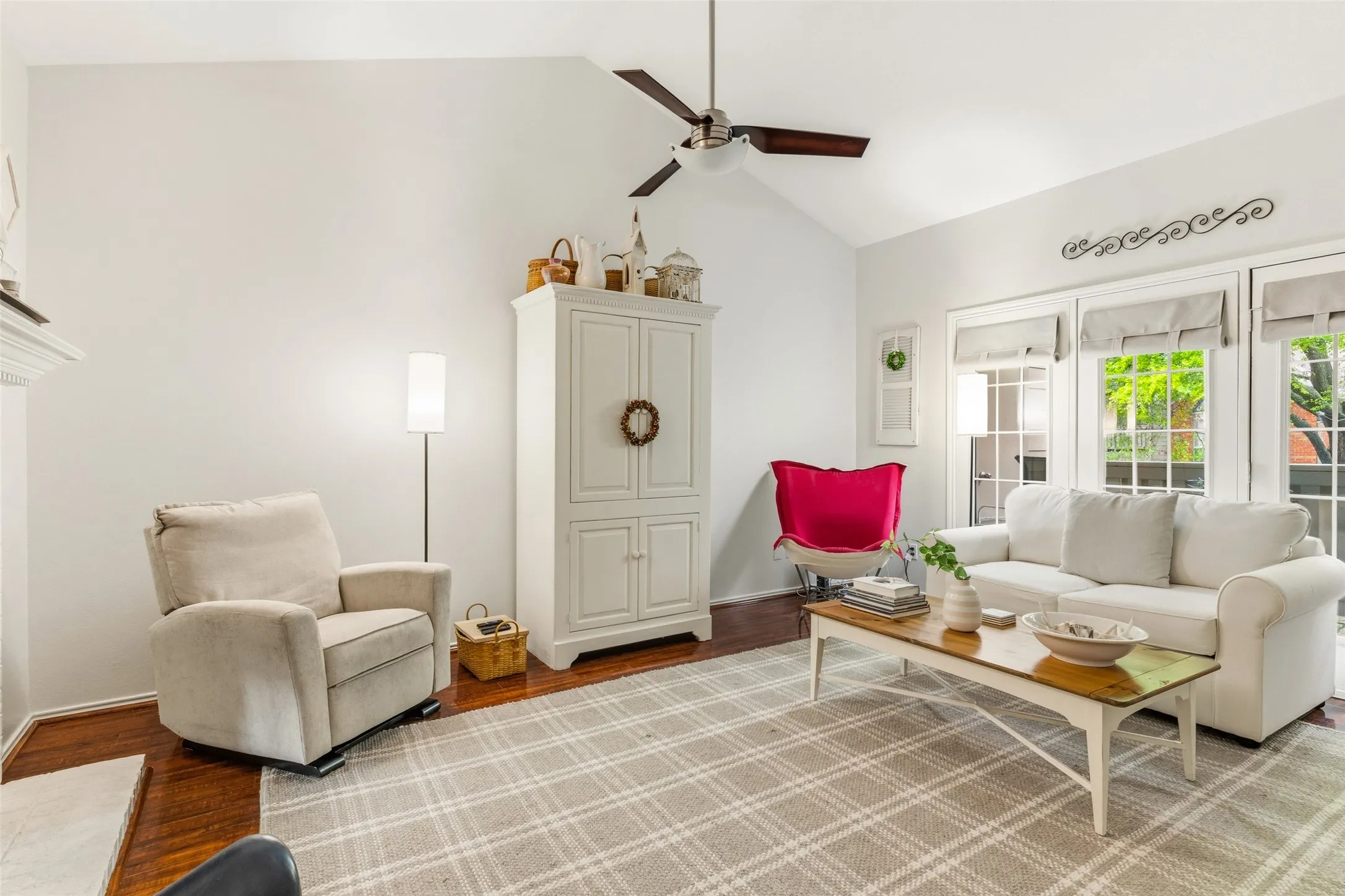 Condominium For Sale in Dallas County , 12660 Hillcrest Road 3205, Dallas, Texas 75230, 2 Bedroom, 2 Bathroom, Garage spaces, 1,154 Sqft, built in 1986, mls#21396509, Real Estate Agent in Dallas, Homes For Sale in Dallas county, Homes For Sale in Dallas, Realtor in Dallas Texas, Real Estate Brokerage Independent Realty Texas, Luminita Cordes Realtor