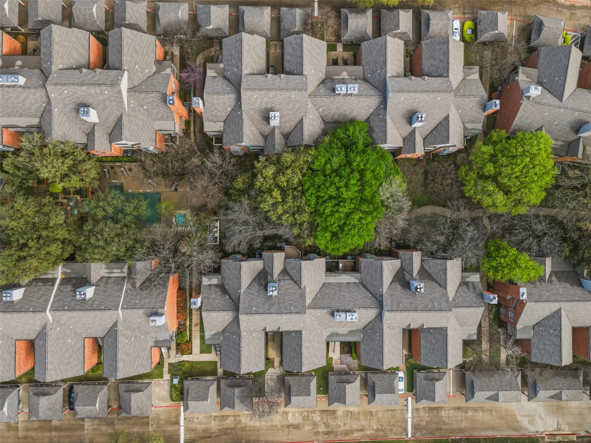 Condominium For Sale in Dallas County , 12660 Hillcrest Road 3205, Dallas, Texas 75230, 2 Bedroom, 2 Bathroom, Garage spaces, 1,154 Sqft, built in 1986, mls#21396509, Real Estate Agent in Dallas, Homes For Sale in Dallas county, Homes For Sale in Dallas, Realtor in Dallas Texas, Real Estate Brokerage Independent Realty Texas, Luminita Cordes Realtor