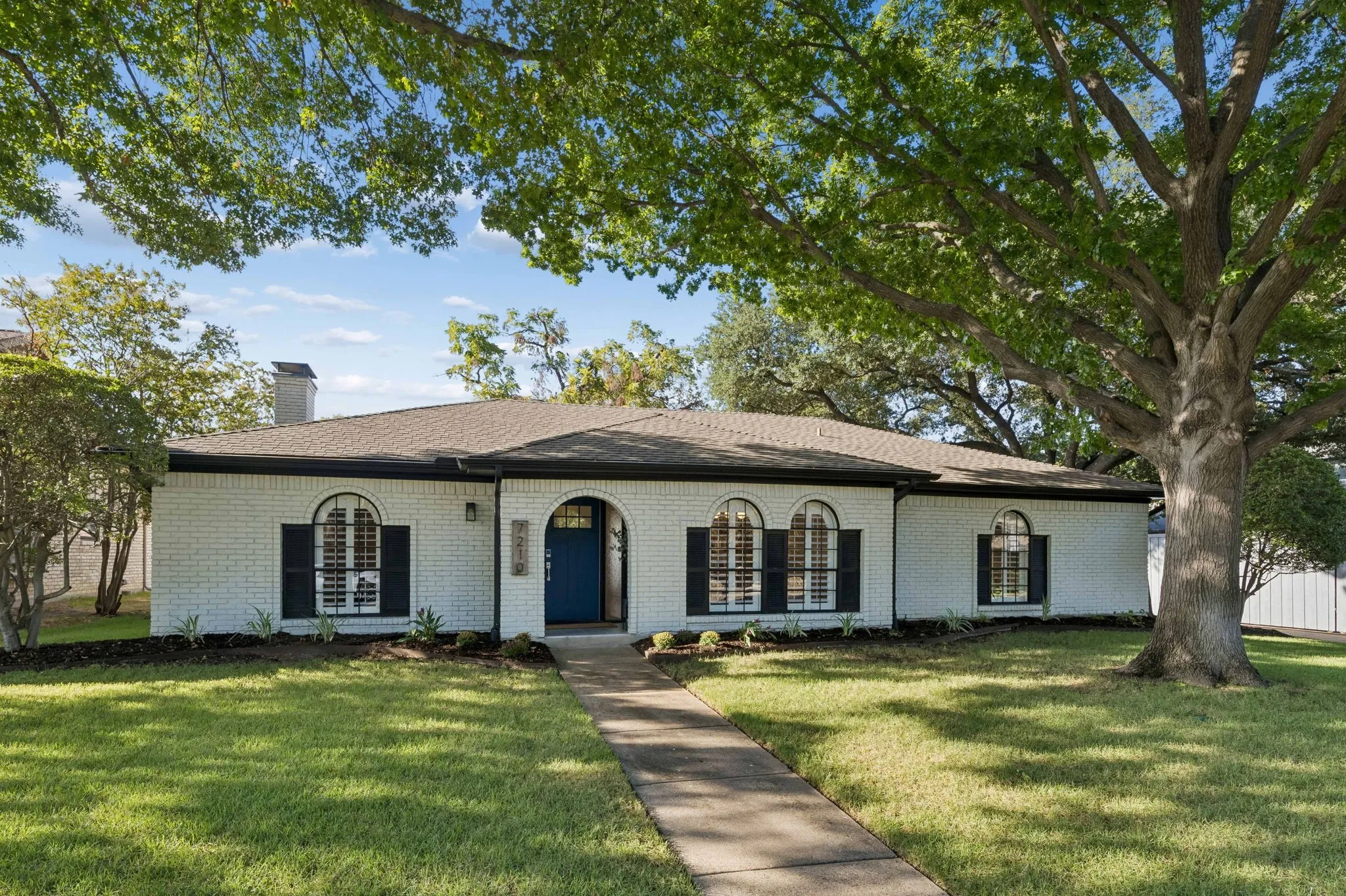 Single Family Residence For Sale