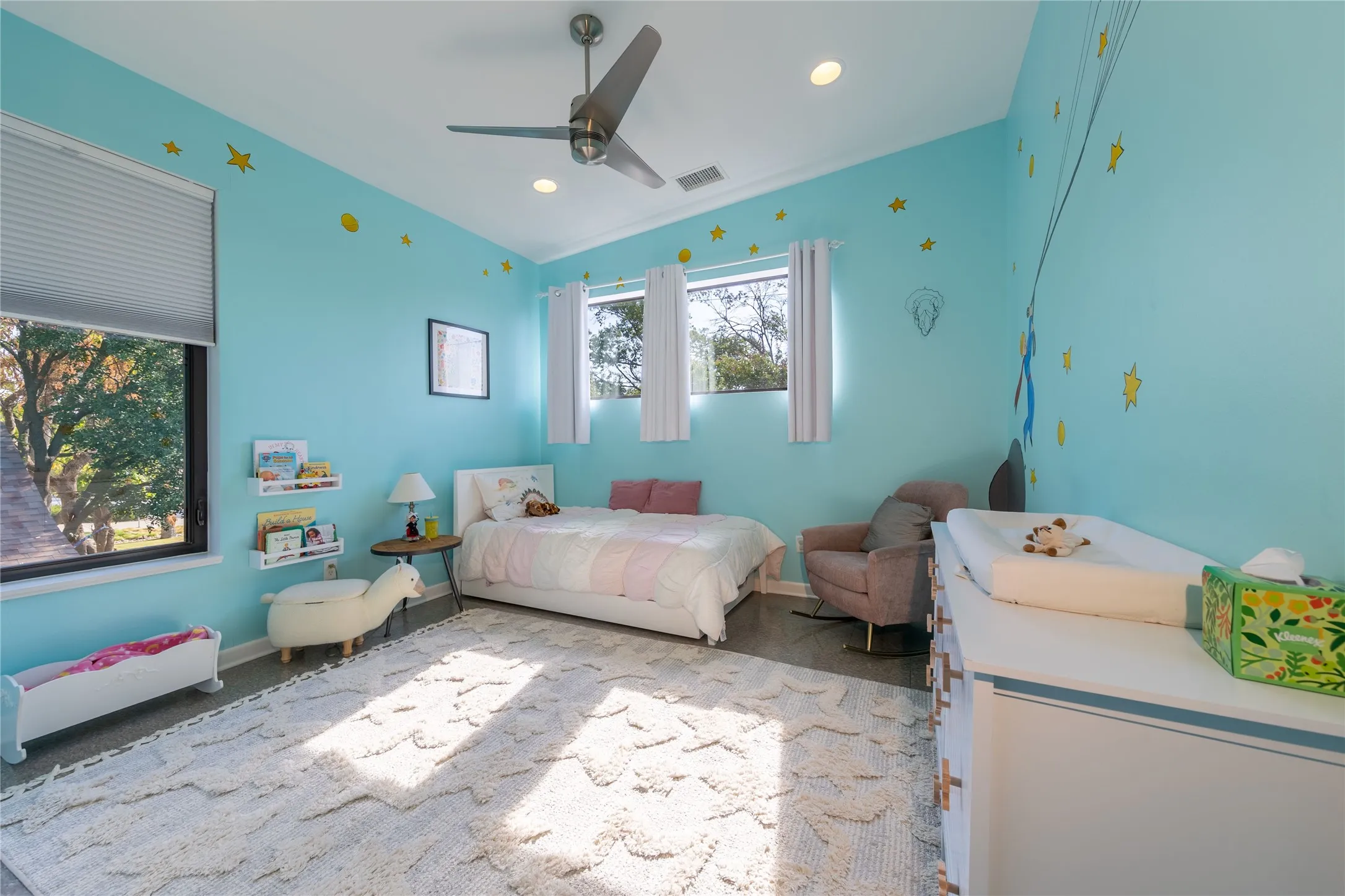 2nd floor bedroom