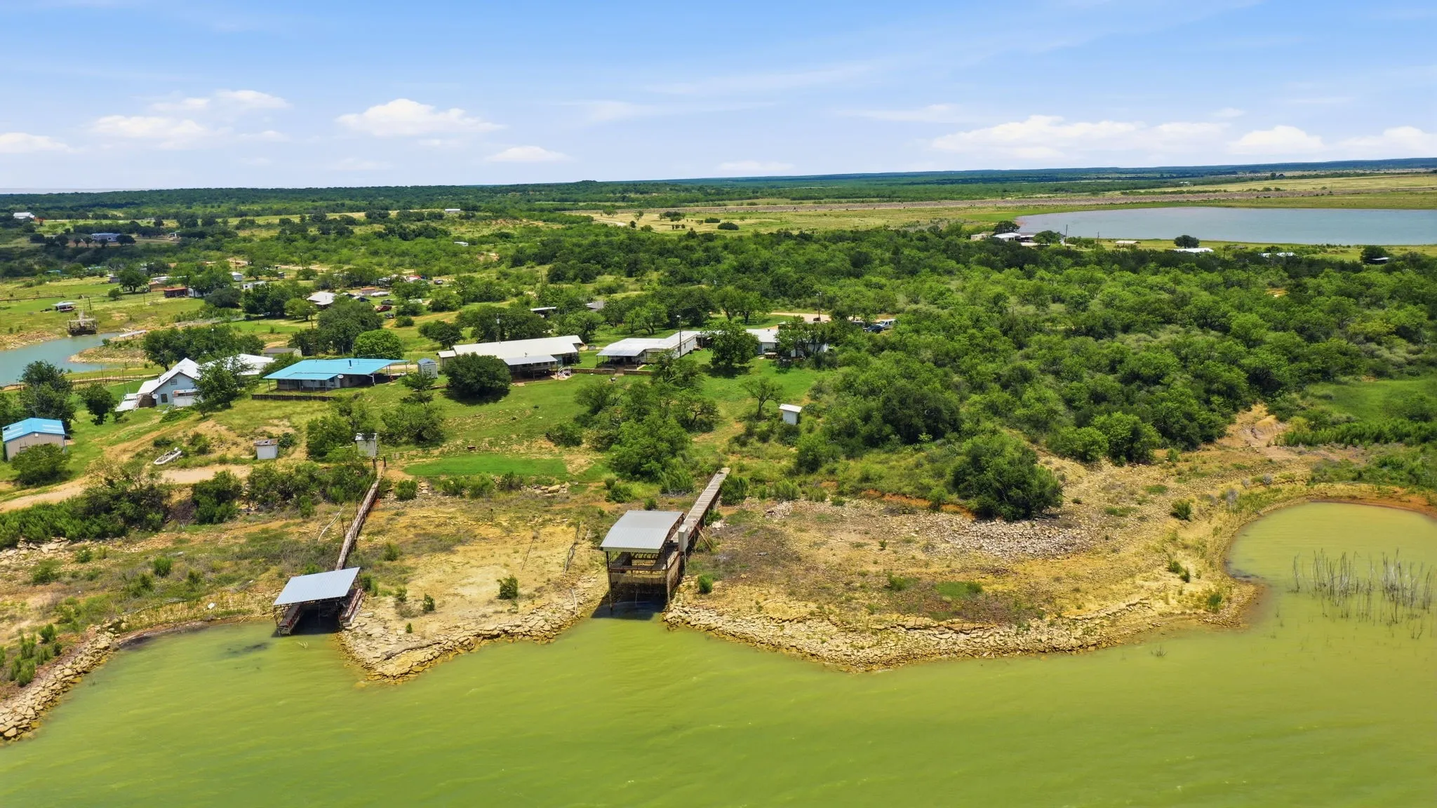 Single Family Residence For Sale in Stephens County , 6401 Private Road 2742, Breckenridge, Texas 76424, 2 Bedroom, 2 Bathroom, Garage spaces, 1,392 Sqft, built in 0, mls#21396519, Real Estate Agent in Breckenridge, Homes For Sale in Stephens county, Homes For Sale in Breckenridge, Realtor in Breckenridge Texas, Real Estate Brokerage Independent Realty Texas, Luminita Cordes Realtor