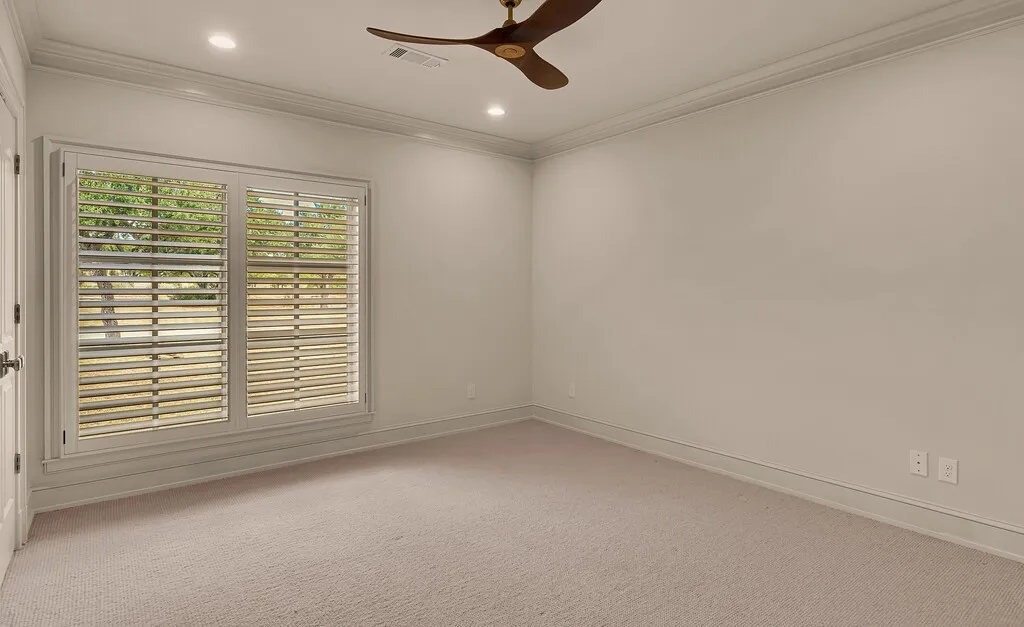 Single Family Residence For Sale in Burnet County , 3989 Sunset Cliff Road, Burnet, Texas 78611, 3 Bedroom, 3 Bathroom, 2 Garage spaces, 3,921 Sqft, built in 2021, mls#21390633, Real Estate Agent in Burnet, Homes For Sale in Burnet county, Homes For Sale in Burnet, Realtor in Burnet Texas, Real Estate Brokerage Independent Realty Texas, Luminita Cordes Realtor