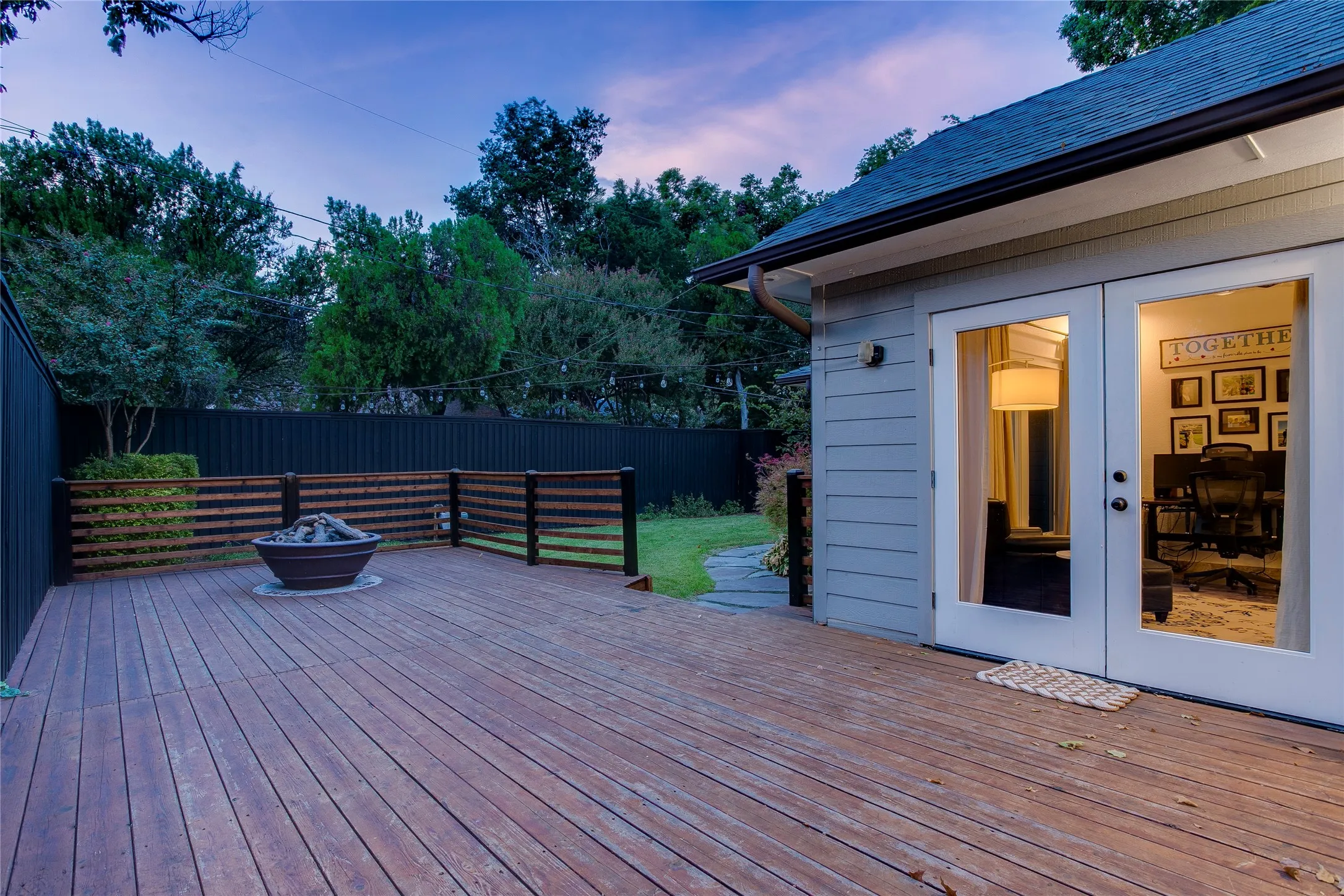 Single Family Residence For Sale in Dallas County , 9431 Hobart Street, Dallas, Texas 75218, 4 Bedroom, 2 Bathroom, 2 Garage spaces, 2,436 Sqft, built in 2014, mls#21392649, Real Estate Agent in Dallas, Homes For Sale in Dallas county, Homes For Sale in Dallas, Realtor in Dallas Texas, Real Estate Brokerage Independent Realty Texas, Luminita Cordes Realtor