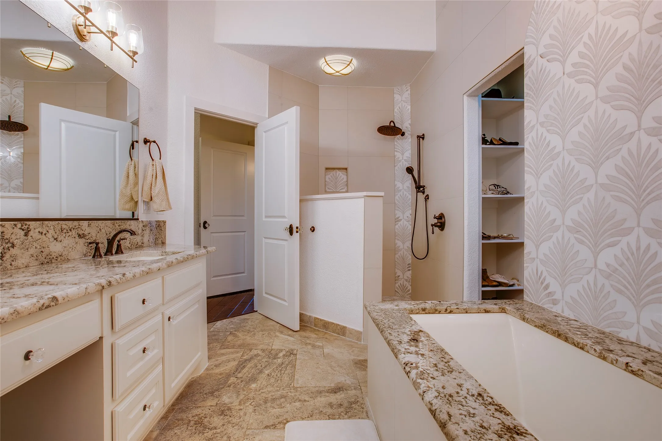 Single Family Residence For Sale in Dallas County , 9431 Hobart Street, Dallas, Texas 75218, 4 Bedroom, 2 Bathroom, 2 Garage spaces, 2,436 Sqft, built in 2014, mls#21392649, Real Estate Agent in Dallas, Homes For Sale in Dallas county, Homes For Sale in Dallas, Realtor in Dallas Texas, Real Estate Brokerage Independent Realty Texas, Luminita Cordes Realtor