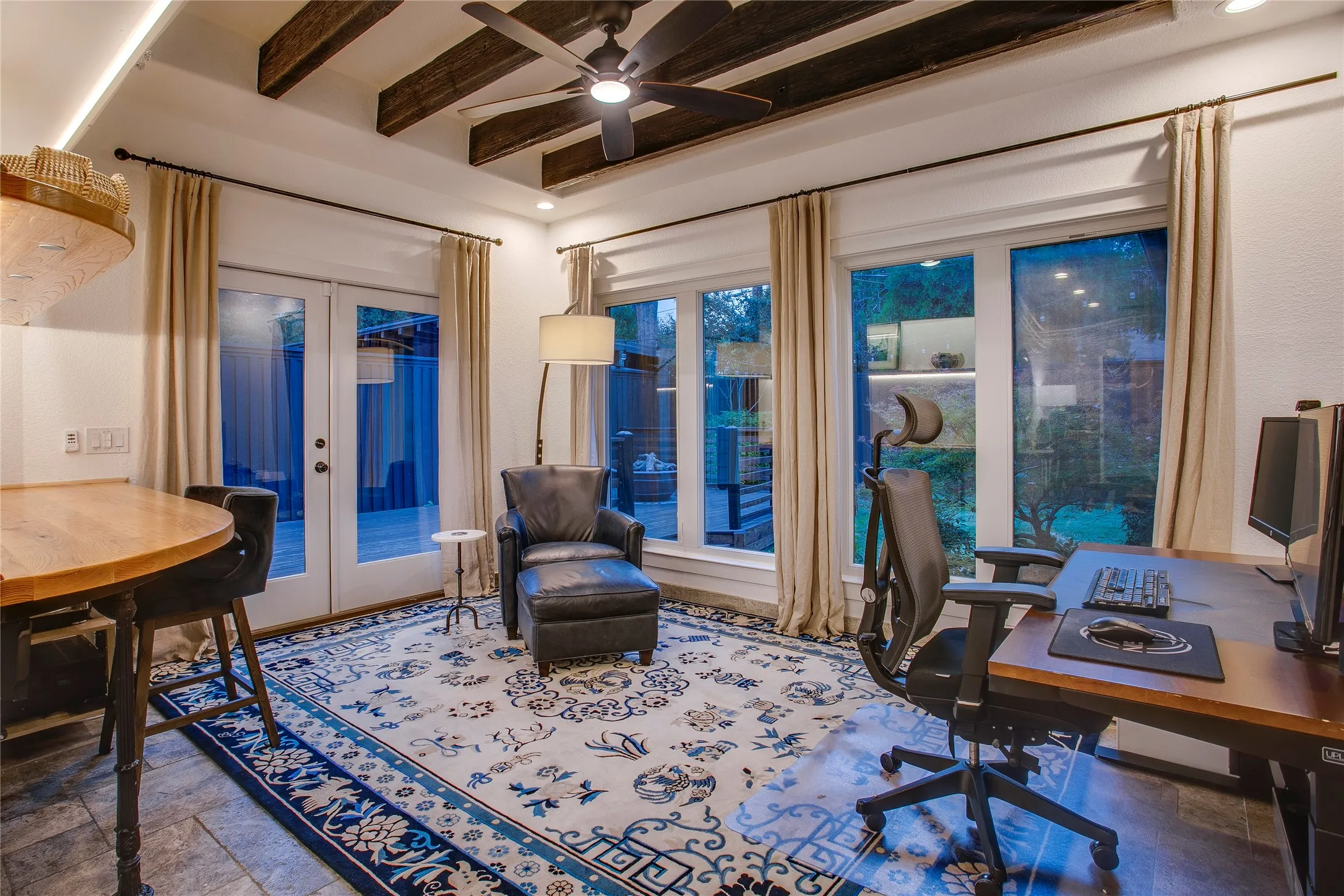 Single Family Residence For Sale in Dallas County , 9431 Hobart Street, Dallas, Texas 75218, 4 Bedroom, 2 Bathroom, 2 Garage spaces, 2,436 Sqft, built in 2014, mls#21392649, Real Estate Agent in Dallas, Homes For Sale in Dallas county, Homes For Sale in Dallas, Realtor in Dallas Texas, Real Estate Brokerage Independent Realty Texas, Luminita Cordes Realtor