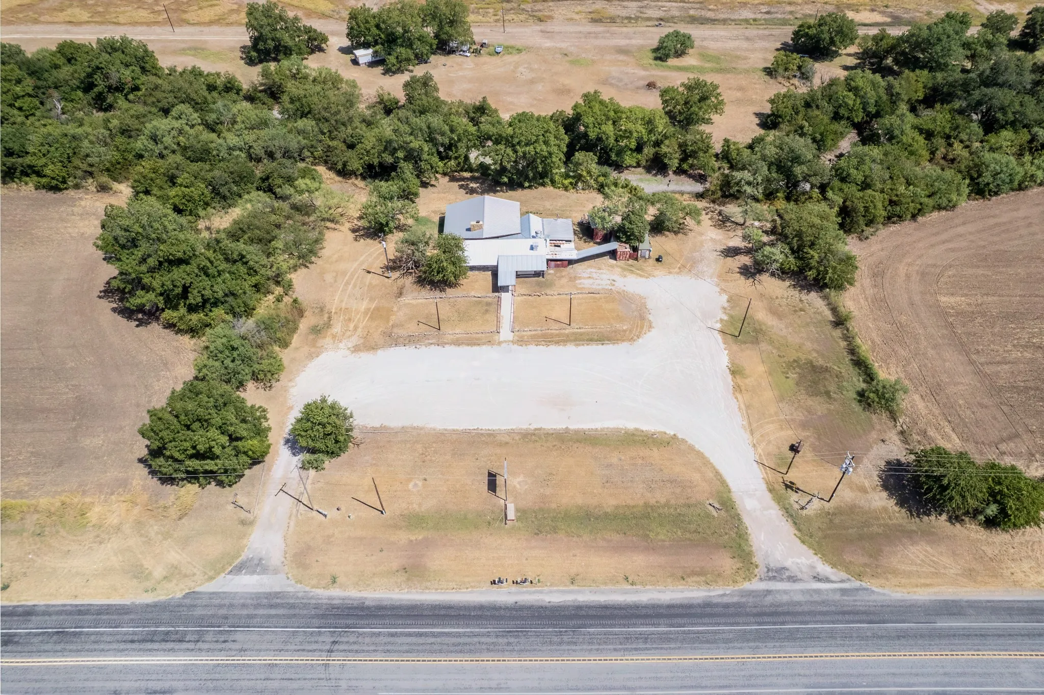 Business For Sale in Coleman County , 914 Highway 84 Bypass, Coleman, Texas 76834, 0, 0, Garage spaces, 2,215 Sqft, built in 2007, mls#21395993, Real Estate Agent in Coleman, Homes For Sale in Coleman county, Homes For Sale in Coleman, Realtor in Coleman Texas, Real Estate Brokerage Independent Realty Texas, Luminita Cordes Realtor