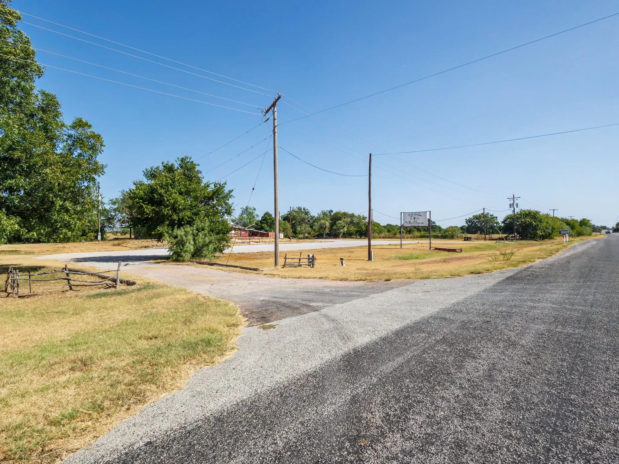 Business For Sale in Coleman County , 914 Highway 84 Bypass, Coleman, Texas 76834, 0, 0, Garage spaces, 2,215 Sqft, built in 2007, mls#21395993, Real Estate Agent in Coleman, Homes For Sale in Coleman county, Homes For Sale in Coleman, Realtor in Coleman Texas, Real Estate Brokerage Independent Realty Texas, Luminita Cordes Realtor
