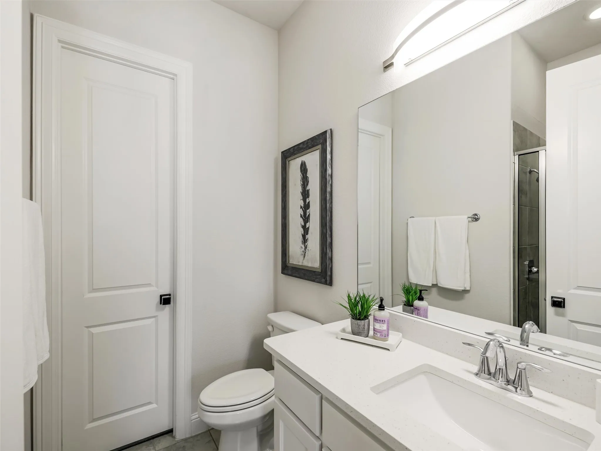 Downstairs Secondary Full Ensuite