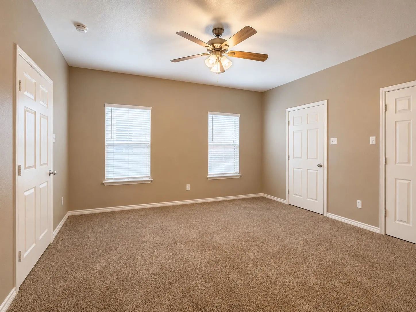 Single Family Residence For Rent in Fannin County , 719 E 6th Street, Bonham, Texas 75418, 3 Bedroom, 3 Bathroom, Garage spaces, 1,791 Sqft, built in 2019, mls#21396516, Real Estate Agent in Bonham, Homes For Rent in Fannin county, Homes For Rent in Bonham, Realtor in Bonham Texas, Real Estate Brokerage Independent Realty Texas, Luminita Cordes Realtor