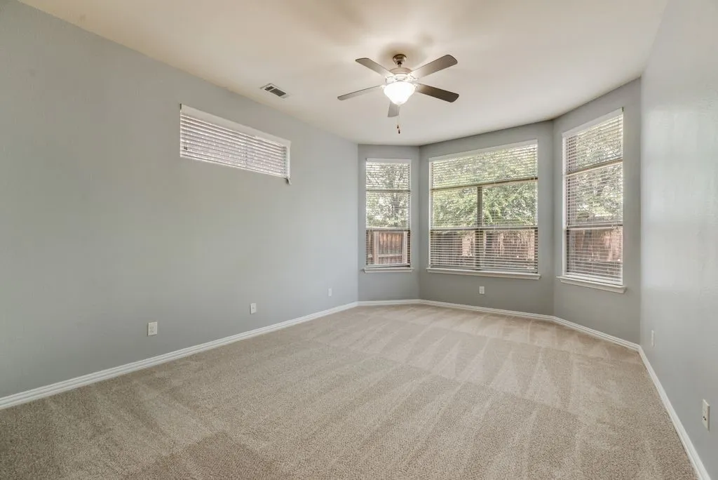 Single Family Residence For Rent in Dallas County , 415 San Marcos Drive, Irving, Texas 75039, 5 Bedroom, 4 Bathroom, 2 Garage spaces, 2,669 Sqft, built in 2012, mls#21396500, Real Estate Agent in Irving, Homes For Rent in Dallas county, Homes For Rent in Irving, Realtor in Irving Texas, Real Estate Brokerage Independent Realty Texas, Luminita Cordes Realtor