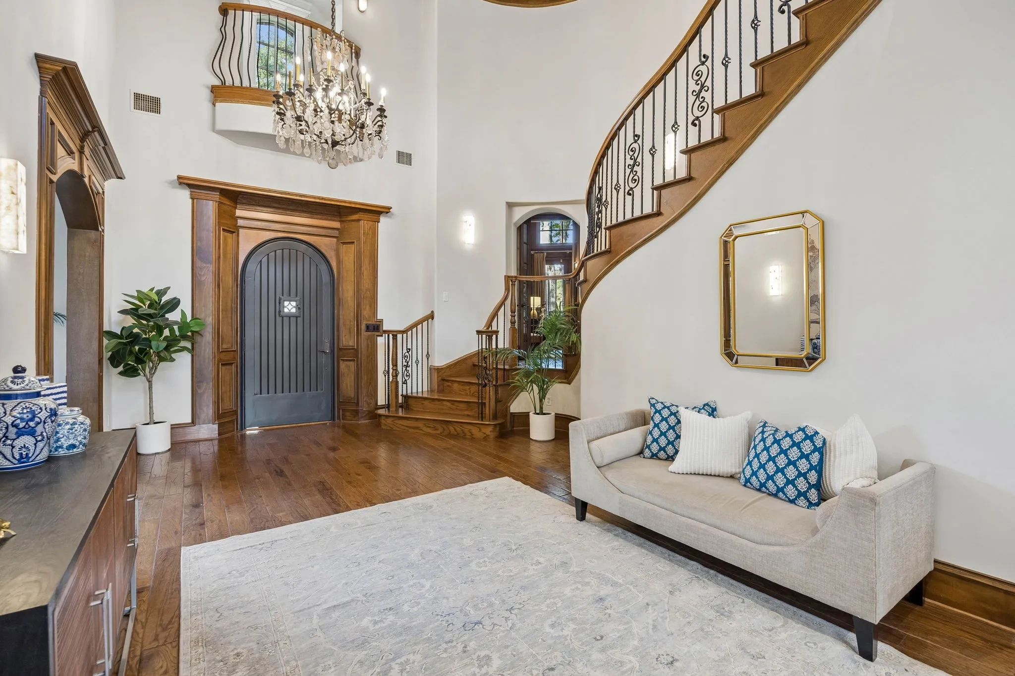 Single Family Residence For Sale in Denton County , 505 King Ranch Road, Southlake, Texas 76092, 5 Bedroom, 5 Bathroom, 3 Garage spaces, 6,568 Sqft, built in 2003, mls#21394903, Real Estate Agent in Southlake, Homes For Sale in Denton county, Homes For Sale in Southlake, Realtor in Southlake Texas, Real Estate Brokerage Independent Realty Texas, Luminita Cordes Realtor