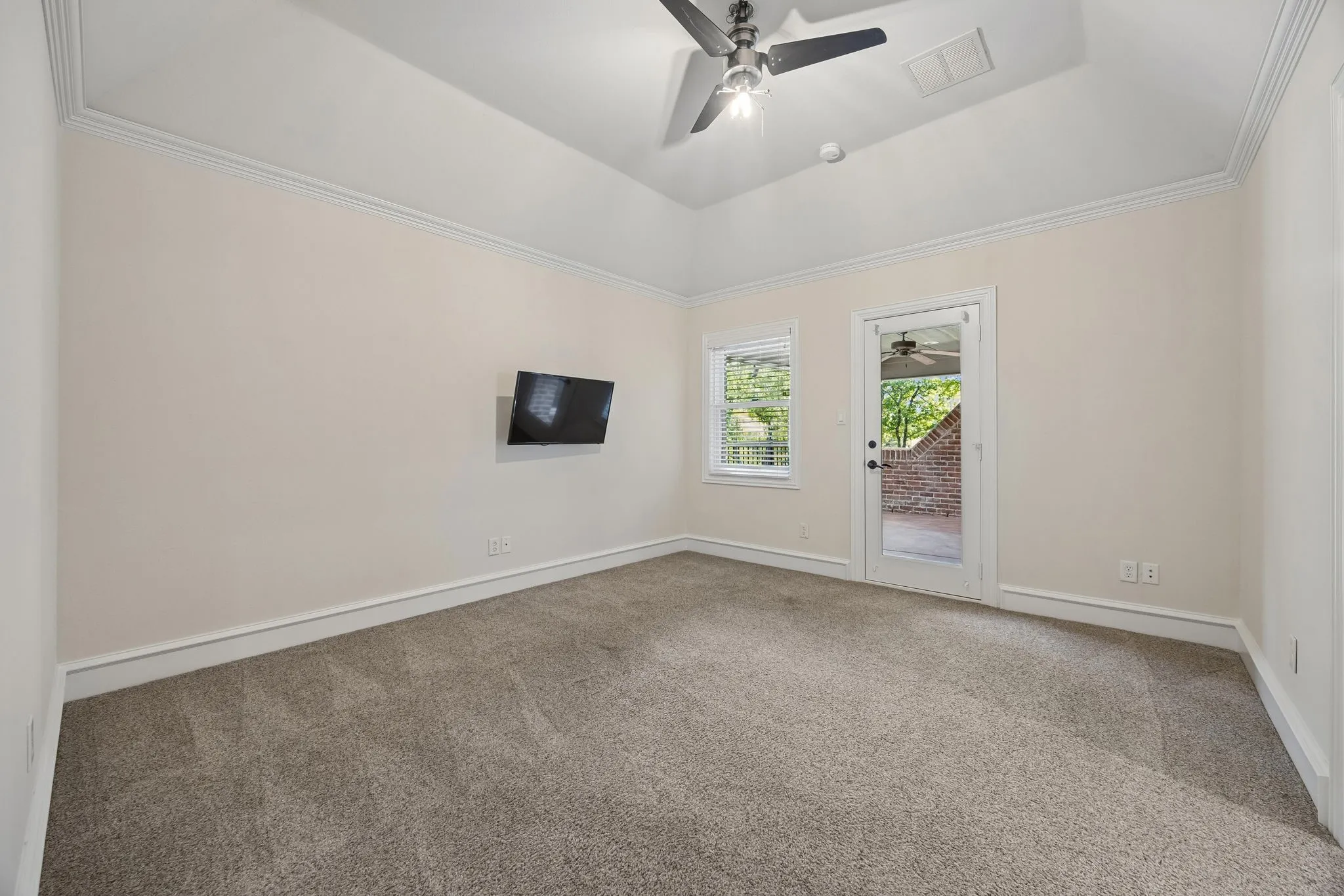 Single Family Residence For Sale in Denton County , 505 King Ranch Road, Southlake, Texas 76092, 5 Bedroom, 5 Bathroom, 3 Garage spaces, 6,568 Sqft, built in 2003, mls#21394903, Real Estate Agent in Southlake, Homes For Sale in Denton county, Homes For Sale in Southlake, Realtor in Southlake Texas, Real Estate Brokerage Independent Realty Texas, Luminita Cordes Realtor