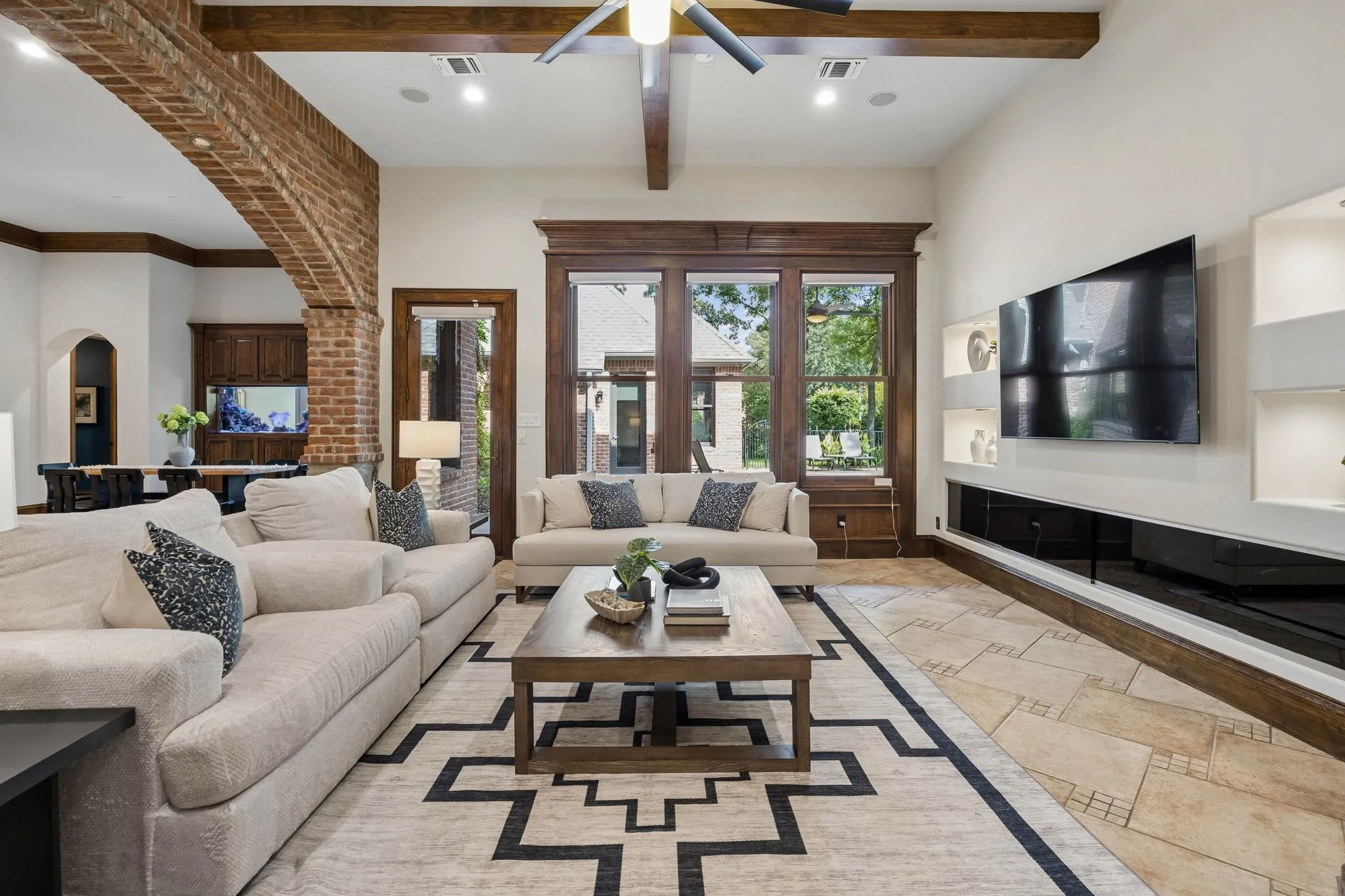 Single Family Residence For Sale in Denton County , 505 King Ranch Road, Southlake, Texas 76092, 5 Bedroom, 5 Bathroom, 3 Garage spaces, 6,568 Sqft, built in 2003, mls#21394903, Real Estate Agent in Southlake, Homes For Sale in Denton county, Homes For Sale in Southlake, Realtor in Southlake Texas, Real Estate Brokerage Independent Realty Texas, Luminita Cordes Realtor