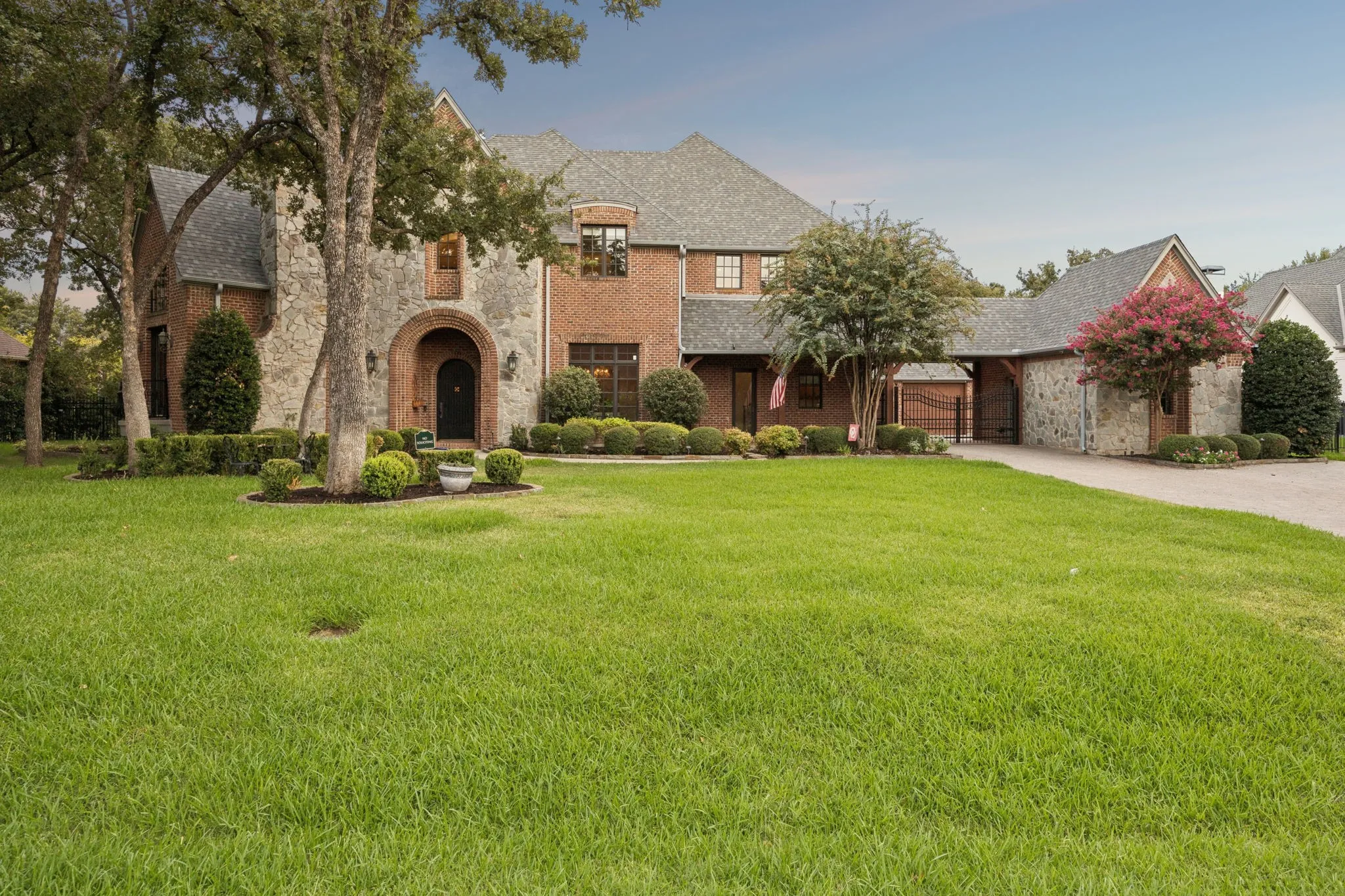 Single Family Residence For Sale