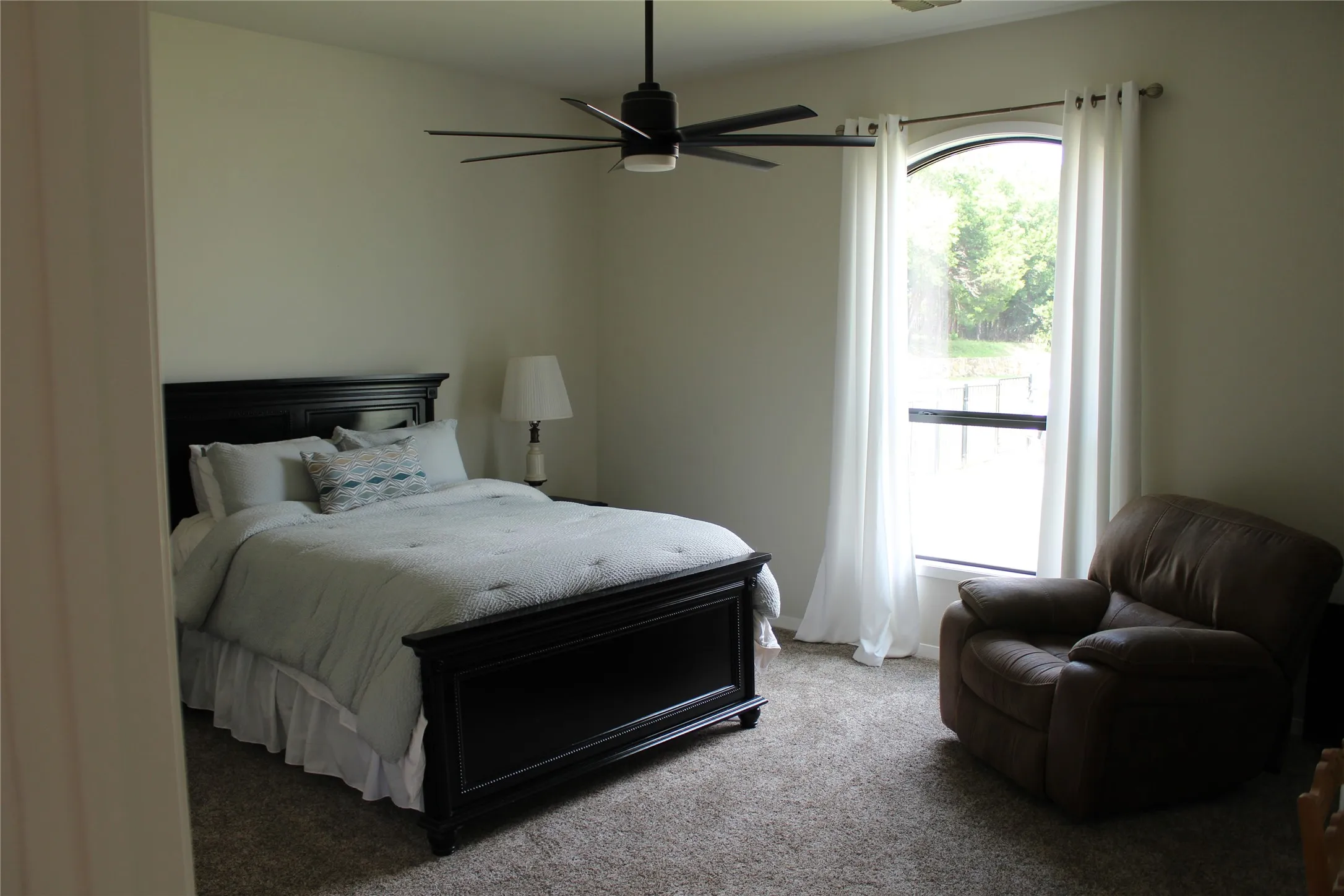 Single Family Residence For Sale in Rockwall County , 333 Renaissance Lane, Heath, Texas 75032, 4 Bedroom, 4 Bathroom, 3 Garage spaces, 5,509 Sqft, built in 2021, mls#21396533, Real Estate Agent in Heath, Homes For Sale in Rockwall county, Homes For Sale in Heath, Realtor in Heath Texas, Real Estate Brokerage Independent Realty Texas, Luminita Cordes Realtor