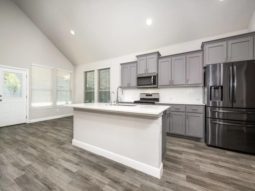 Single Family Residence For Sale in Denton County , 1316 Millerbird Way, Argyle, Texas 76226, 4 Bedroom, 2 Bathroom, 2 Garage spaces, 1,806 Sqft, built in 2021, mls#21395877, Real Estate Agent in Argyle, Homes For Sale in Denton county, Homes For Sale in Argyle, Realtor in Argyle Texas, Real Estate Brokerage Independent Realty Texas, Luminita Cordes Realtor