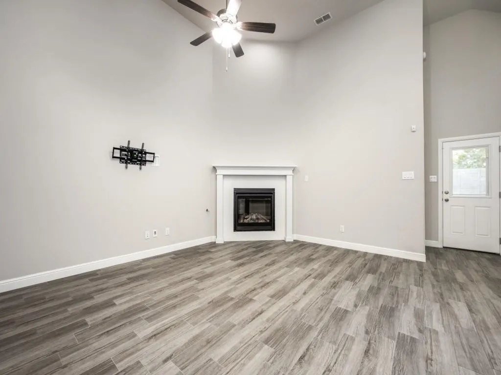 Single Family Residence For Sale in Denton County , 1316 Millerbird Way, Argyle, Texas 76226, 4 Bedroom, 2 Bathroom, 2 Garage spaces, 1,806 Sqft, built in 2021, mls#21395877, Real Estate Agent in Argyle, Homes For Sale in Denton county, Homes For Sale in Argyle, Realtor in Argyle Texas, Real Estate Brokerage Independent Realty Texas, Luminita Cordes Realtor