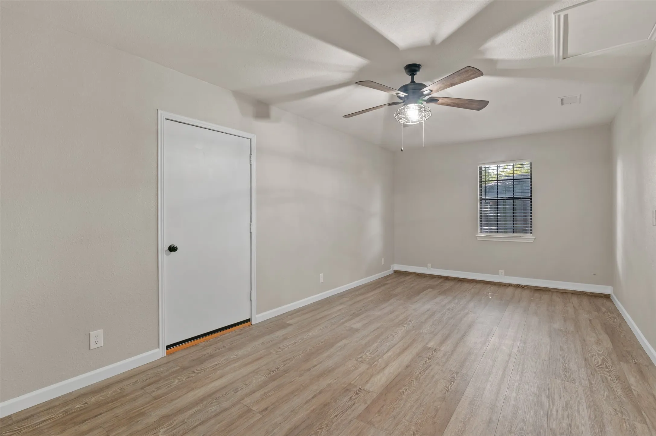 Part of garage converted to bonus room