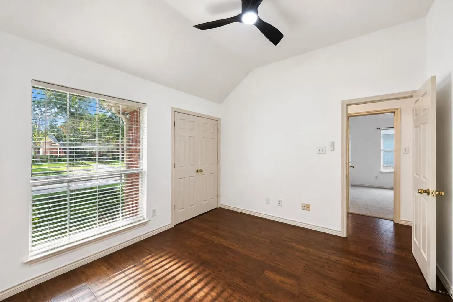 Single Family Residence For Rent in Collin County , 306 Fairfax Drive, Allen, Texas 75013, 4 Bedroom, 2 Bathroom, 2 Garage spaces, 2,182 Sqft, built in 1994, mls#21396542, Real Estate Agent in Allen, Homes For Rent in Collin county, Homes For Rent in Allen, Realtor in Allen Texas, Real Estate Brokerage Independent Realty Texas, Luminita Cordes Realtor