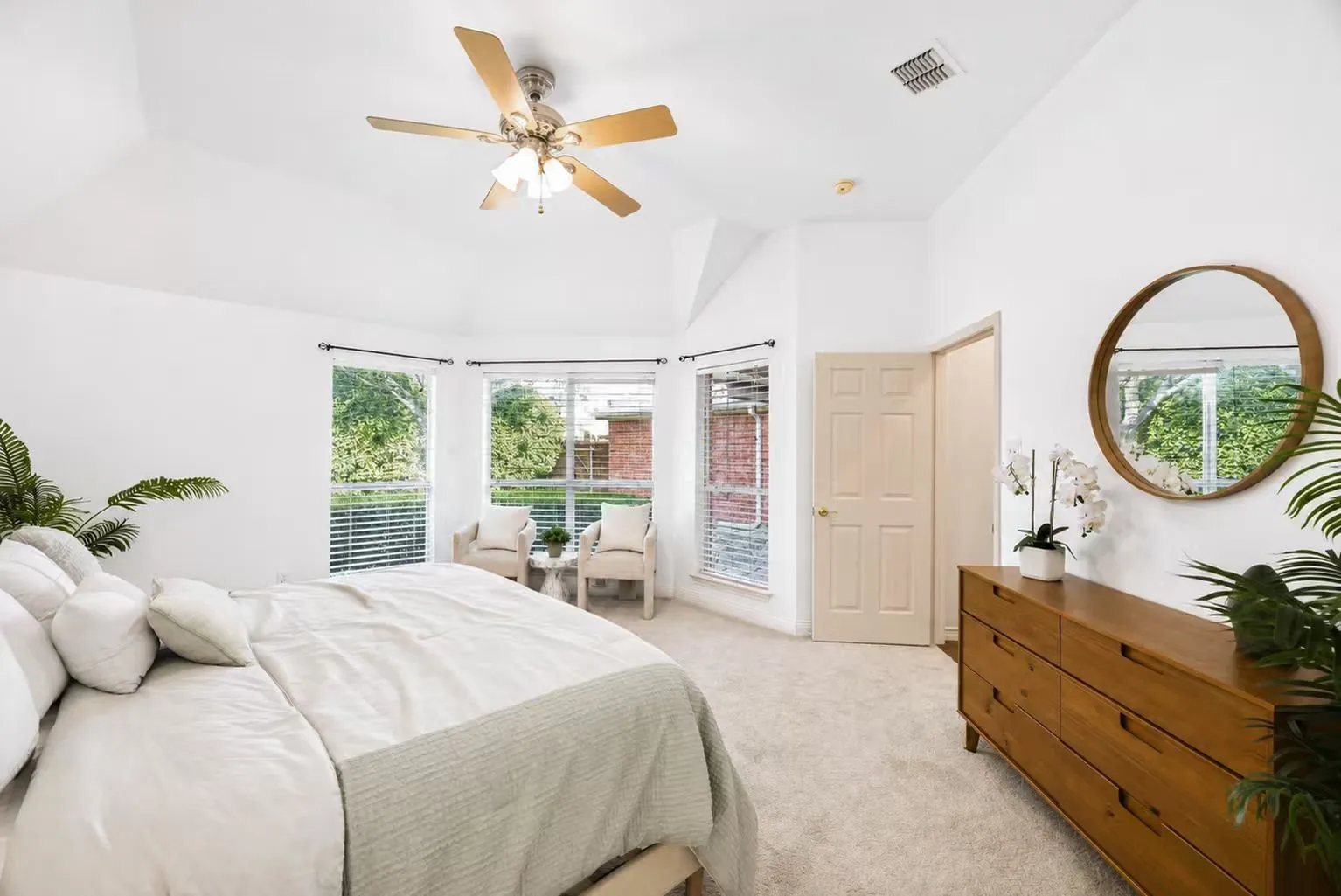 Single Family Residence For Rent in Collin County , 306 Fairfax Drive, Allen, Texas 75013, 4 Bedroom, 2 Bathroom, 2 Garage spaces, 2,182 Sqft, built in 1994, mls#21396542, Real Estate Agent in Allen, Homes For Rent in Collin county, Homes For Rent in Allen, Realtor in Allen Texas, Real Estate Brokerage Independent Realty Texas, Luminita Cordes Realtor