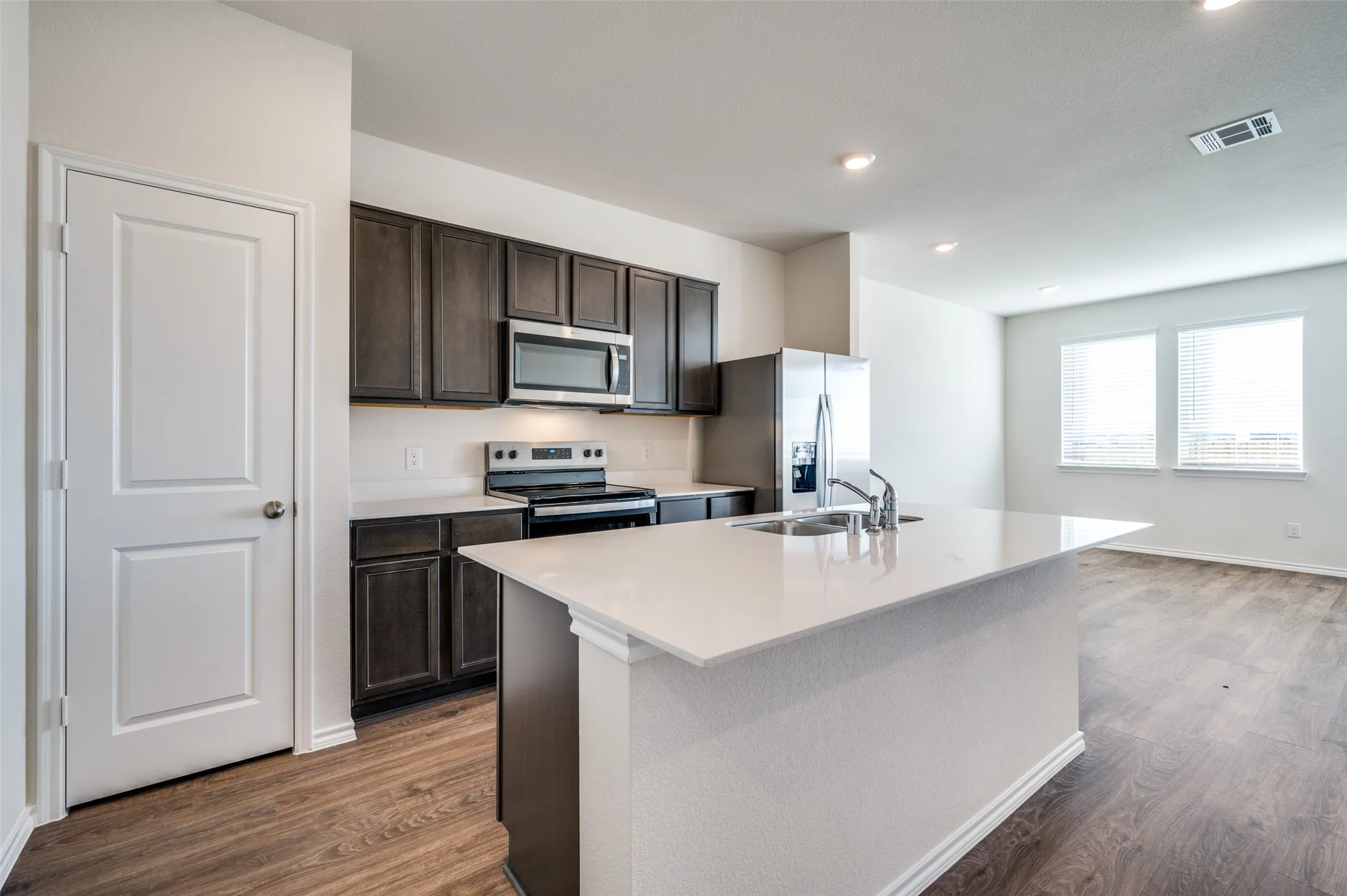 Single Family Residence For Rent in Collin County , 7024 Vining Drive, Princeton, Texas 75407, 4 Bedroom, 3 Bathroom, 1 Garage spaces, 1,648 Sqft, built in 2025, mls#21395898, Real Estate Agent in Princeton, Homes For Rent in Collin county, Homes For Rent in Princeton, Realtor in Princeton Texas, Real Estate Brokerage Independent Realty Texas, Luminita Cordes Realtor