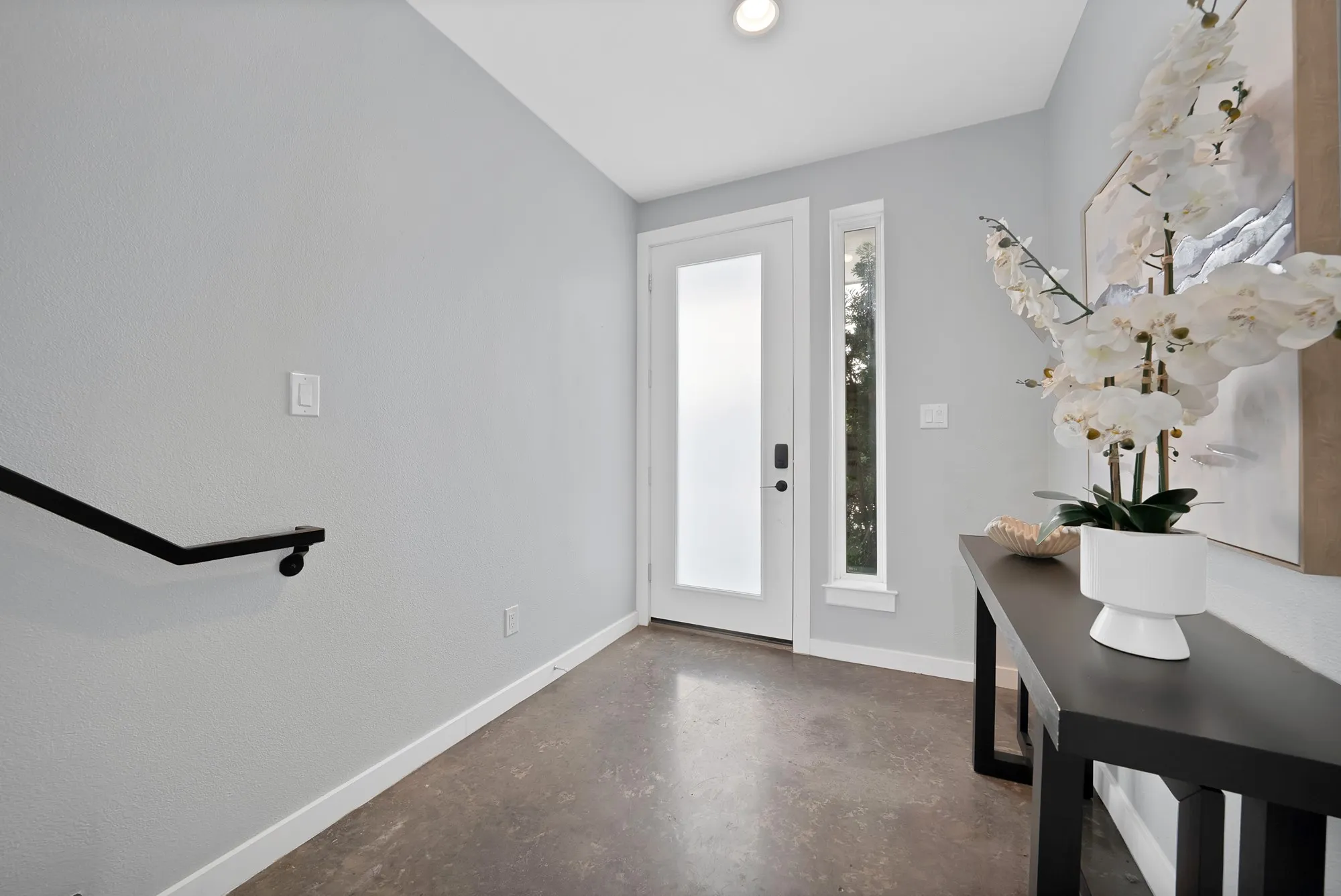 Townhouse For Rent in Dallas County , 4935 Zuma Court, Dallas, Texas 75206, 3 Bedroom, 4 Bathroom, 2 Garage spaces, 2,018 Sqft, built in 2015, mls#21396444, Real Estate Agent in Dallas, Homes For Rent in Dallas county, Homes For Rent in Dallas, Realtor in Dallas Texas, Real Estate Brokerage Independent Realty Texas, Luminita Cordes Realtor