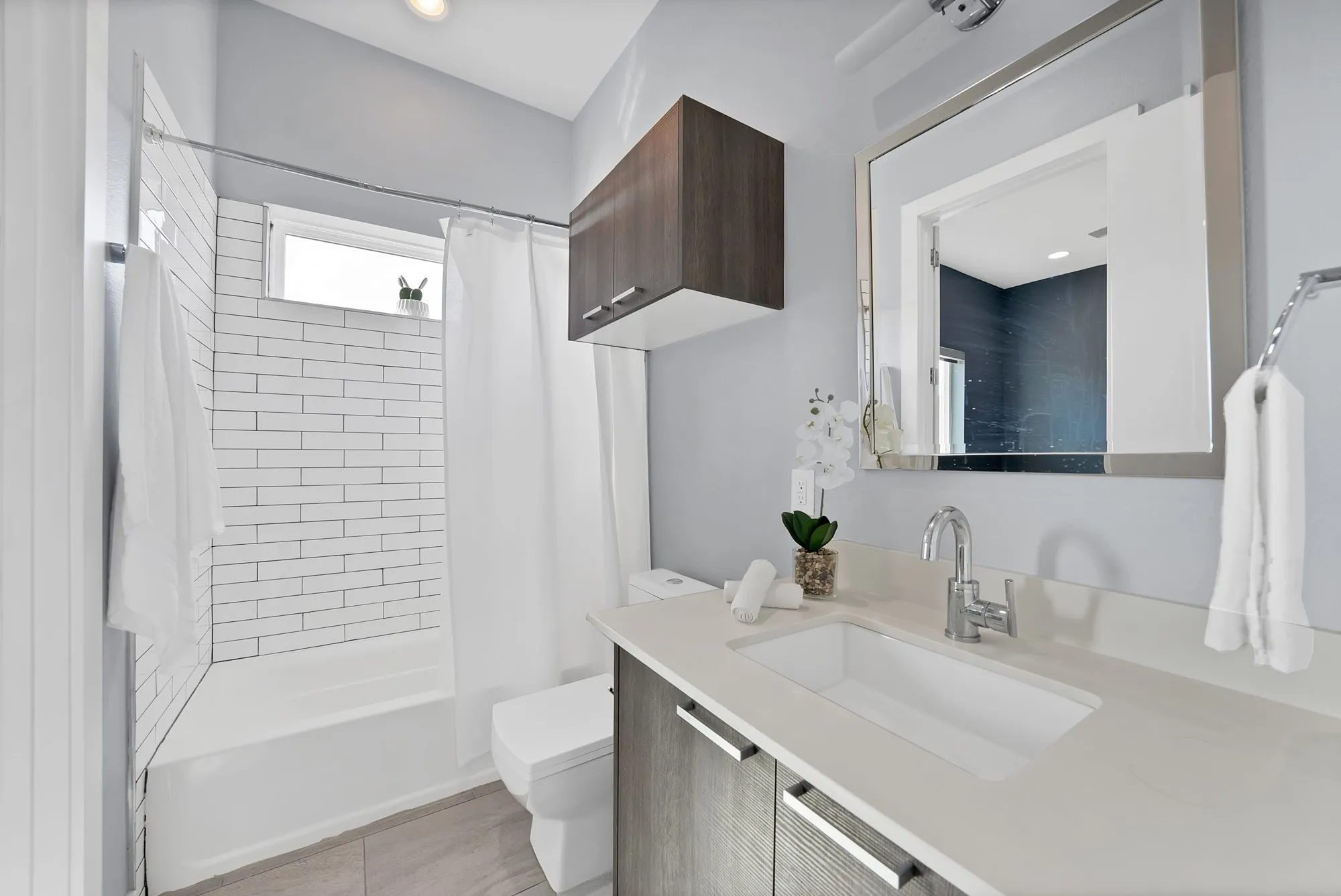 Townhouse For Rent in Dallas County , 4935 Zuma Court, Dallas, Texas 75206, 3 Bedroom, 4 Bathroom, 2 Garage spaces, 2,018 Sqft, built in 2015, mls#21396444, Real Estate Agent in Dallas, Homes For Rent in Dallas county, Homes For Rent in Dallas, Realtor in Dallas Texas, Real Estate Brokerage Independent Realty Texas, Luminita Cordes Realtor