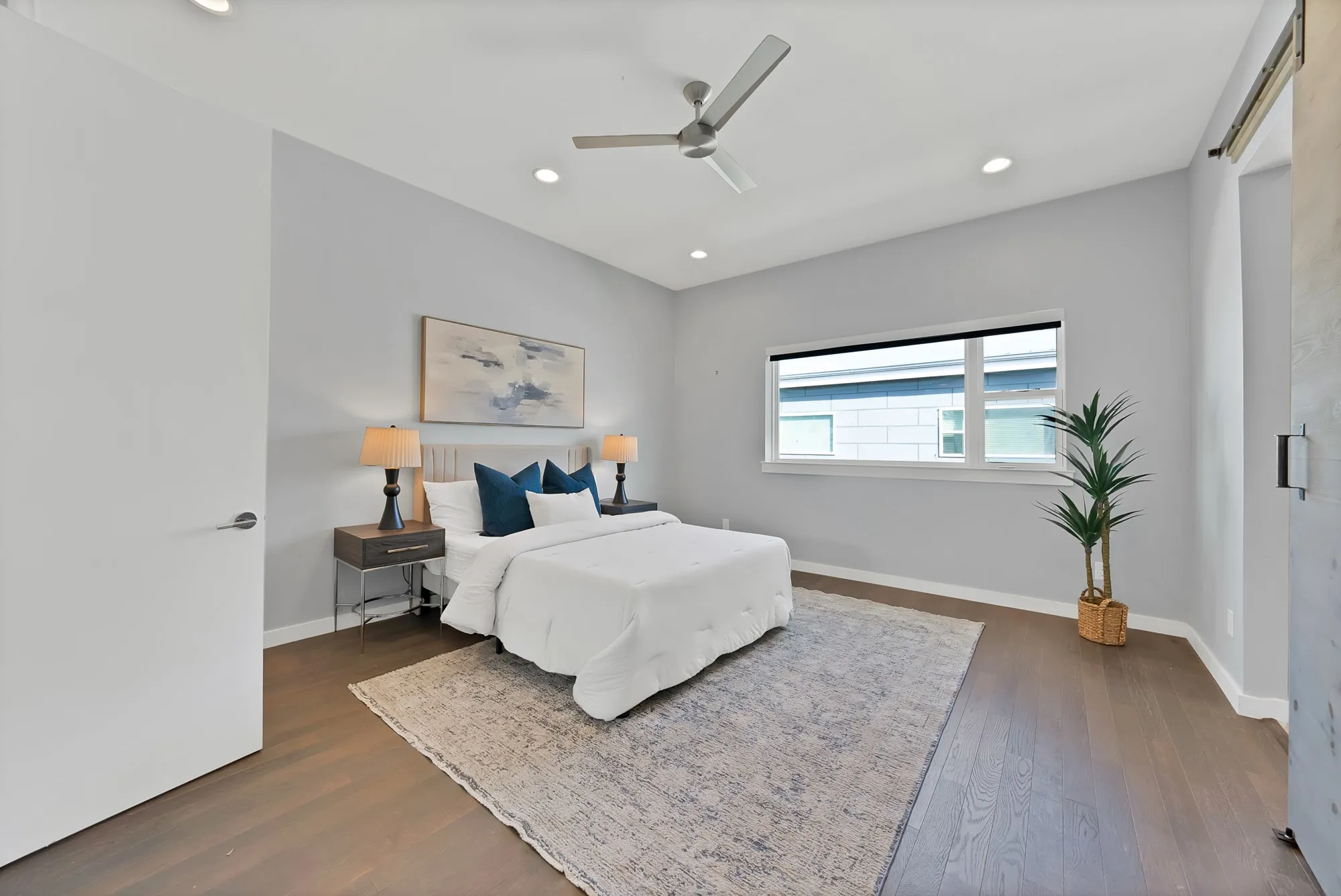 Townhouse For Rent in Dallas County , 4935 Zuma Court, Dallas, Texas 75206, 3 Bedroom, 4 Bathroom, 2 Garage spaces, 2,018 Sqft, built in 2015, mls#21396444, Real Estate Agent in Dallas, Homes For Rent in Dallas county, Homes For Rent in Dallas, Realtor in Dallas Texas, Real Estate Brokerage Independent Realty Texas, Luminita Cordes Realtor
