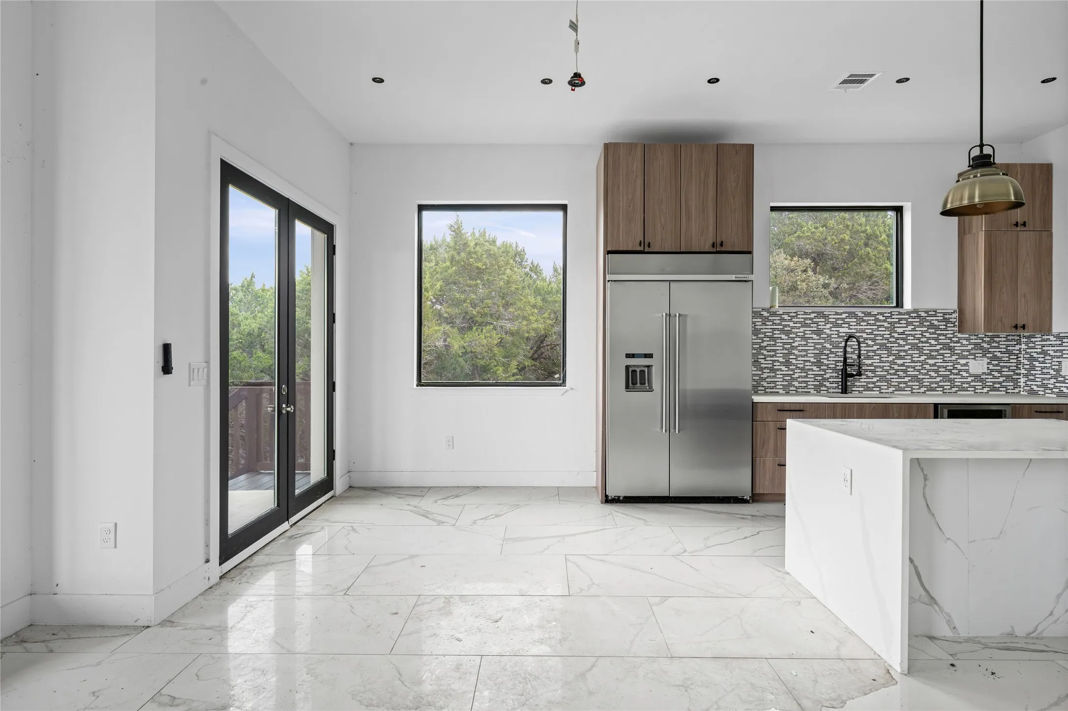 Single Family Residence For Sale in Bell County , 4997 Comanche Drive, Temple, Texas 76502, 3 Bedroom, 3 Bathroom, 2 Garage spaces, 3,881 Sqft, built in 2022, mls#21395411, Real Estate Agent in Temple, Homes For Sale in Bell county, Homes For Sale in Temple, Realtor in Temple Texas, Real Estate Brokerage Independent Realty Texas, Luminita Cordes Realtor