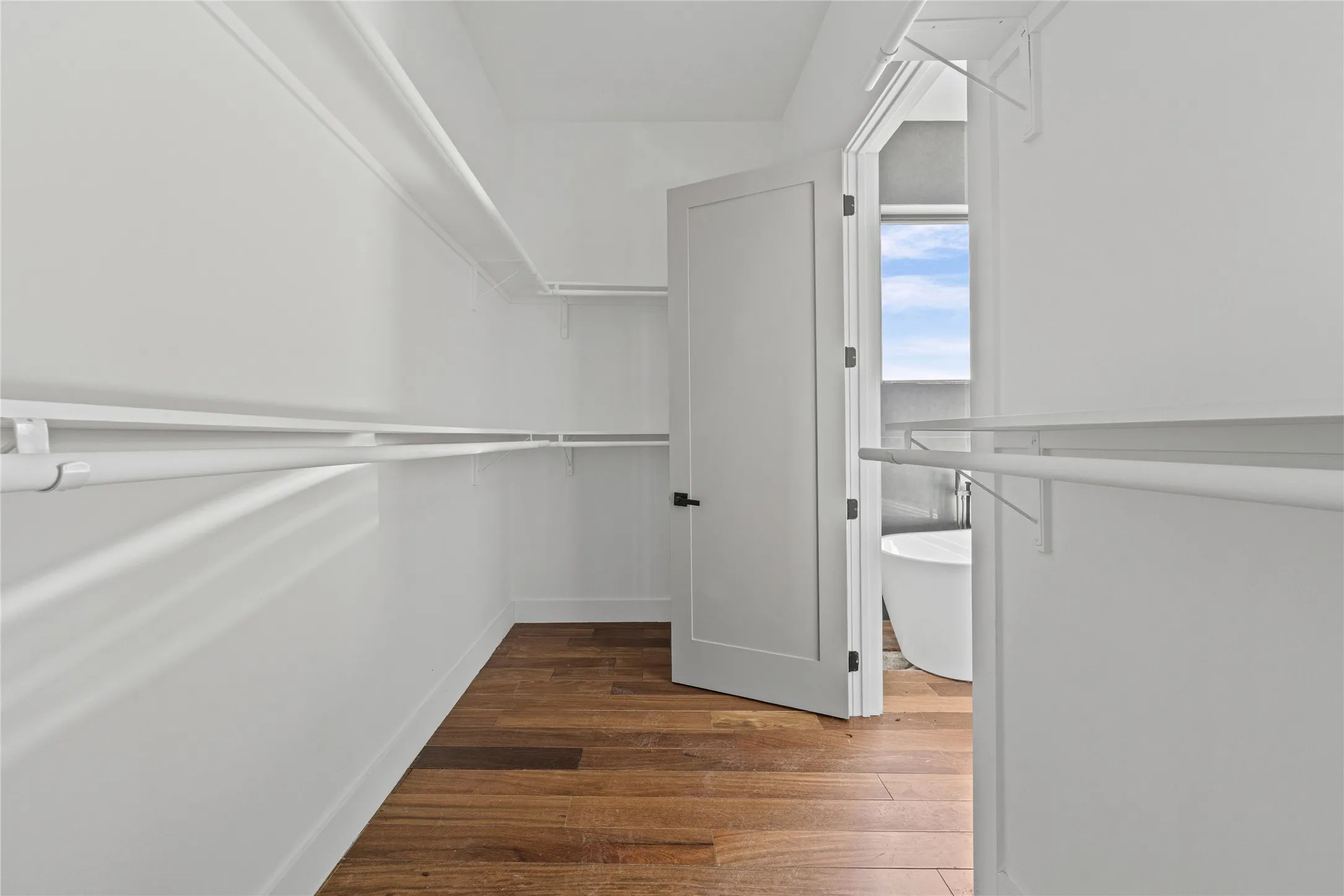 Single Family Residence For Sale in Bell County , 4997 Comanche Drive, Temple, Texas 76502, 3 Bedroom, 3 Bathroom, 2 Garage spaces, 3,881 Sqft, built in 2022, mls#21395411, Real Estate Agent in Temple, Homes For Sale in Bell county, Homes For Sale in Temple, Realtor in Temple Texas, Real Estate Brokerage Independent Realty Texas, Luminita Cordes Realtor