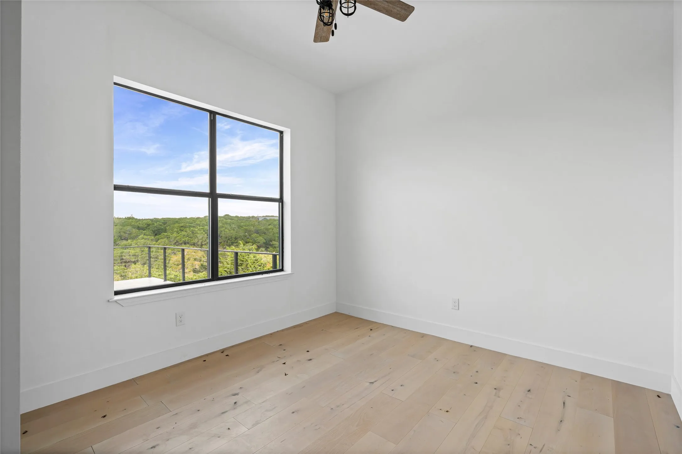Single Family Residence For Sale in Bell County , 4997 Comanche Drive, Temple, Texas 76502, 3 Bedroom, 3 Bathroom, 2 Garage spaces, 3,881 Sqft, built in 2022, mls#21395411, Real Estate Agent in Temple, Homes For Sale in Bell county, Homes For Sale in Temple, Realtor in Temple Texas, Real Estate Brokerage Independent Realty Texas, Luminita Cordes Realtor