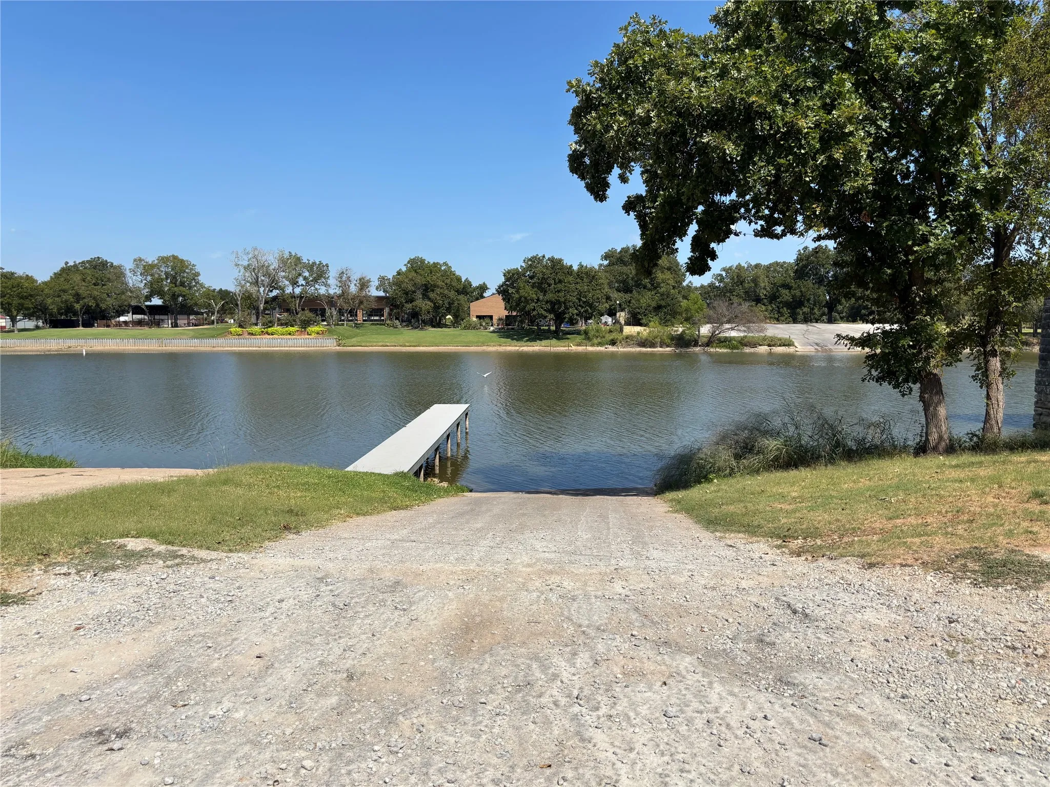 Boat ramp providing water access