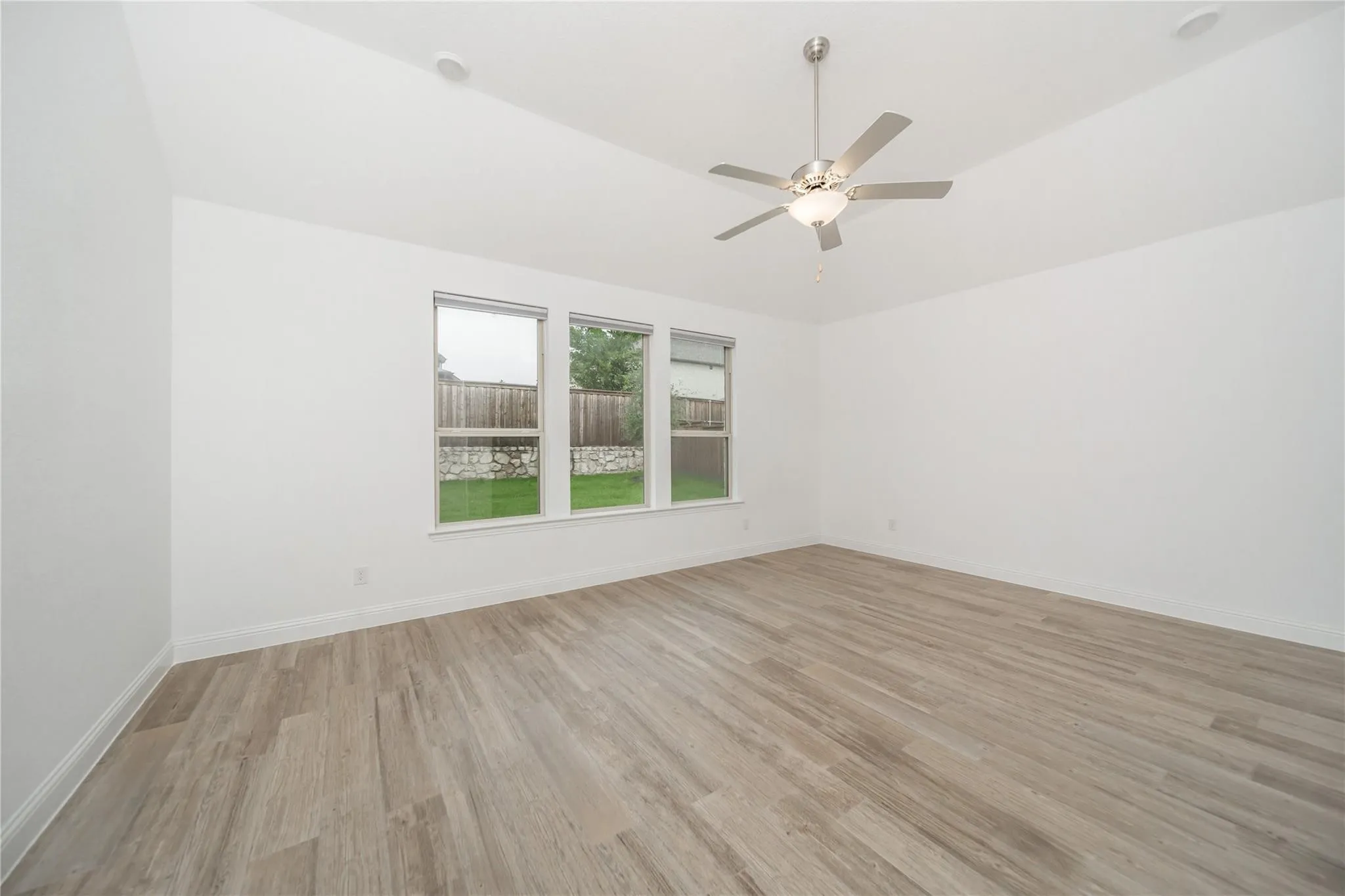 Single Family Residence For Rent in Collin County , 2568 Buckwheat, Frisco, Texas 75033, 4 Bedroom, 4 Bathroom, 2 Garage spaces, 3,366 Sqft, built in 2020, mls#21396559, Real Estate Agent in Frisco, Homes For Rent in Collin county, Homes For Rent in Frisco, Realtor in Frisco Texas, Real Estate Brokerage Independent Realty Texas, Luminita Cordes Realtor