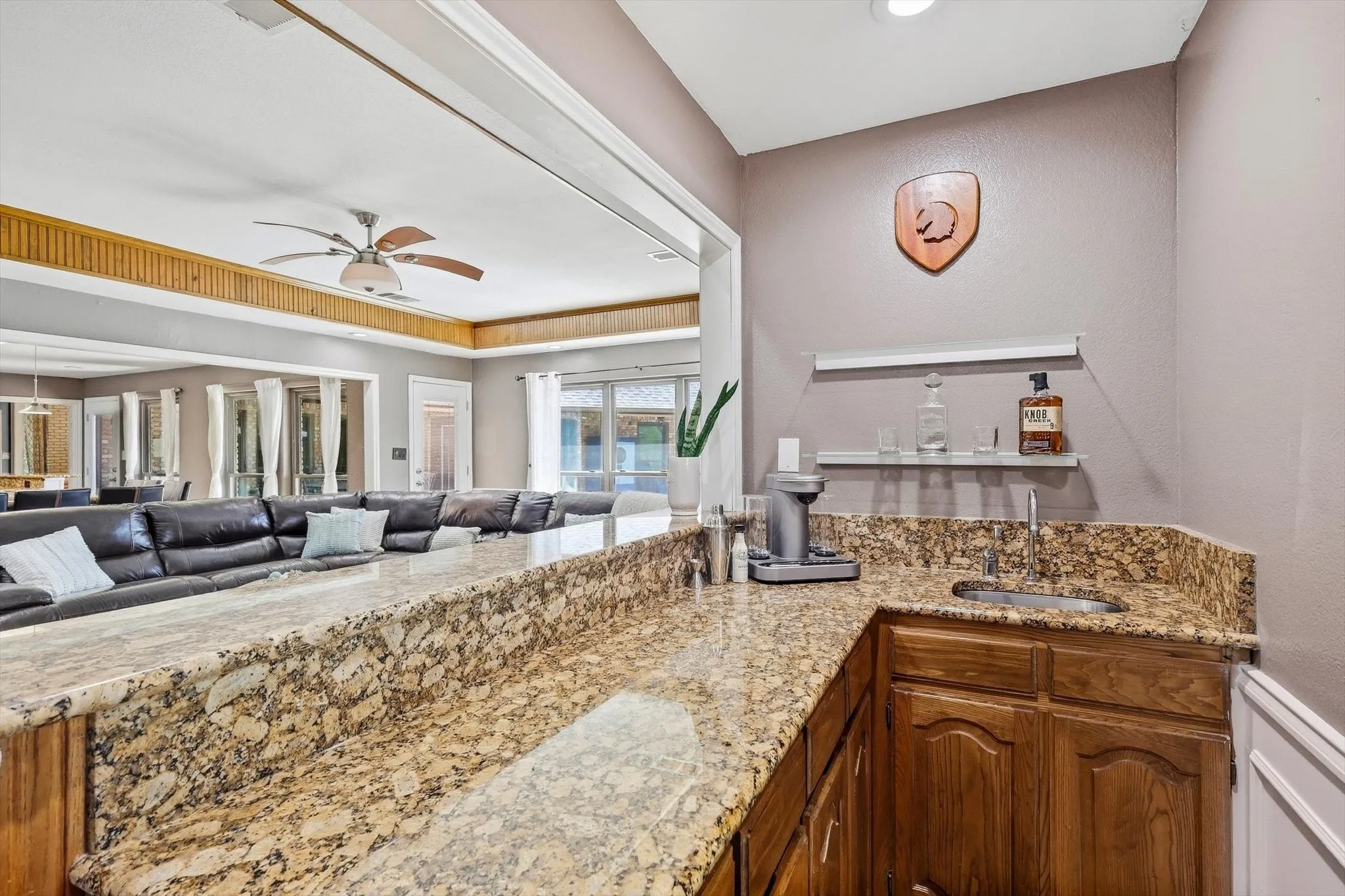 Single Family Residence For Sale in Denton County , 3801 Post Oak Road, Flower Mound, Texas 75022, 4 Bedroom, 4 Bathroom, 2 Garage spaces, 4,601 Sqft, built in 1986, mls#21394945, Real Estate Agent in Flower Mound, Homes For Sale in Denton county, Homes For Sale in Flower Mound, Realtor in Flower Mound Texas, Real Estate Brokerage Independent Realty Texas, Luminita Cordes Realtor