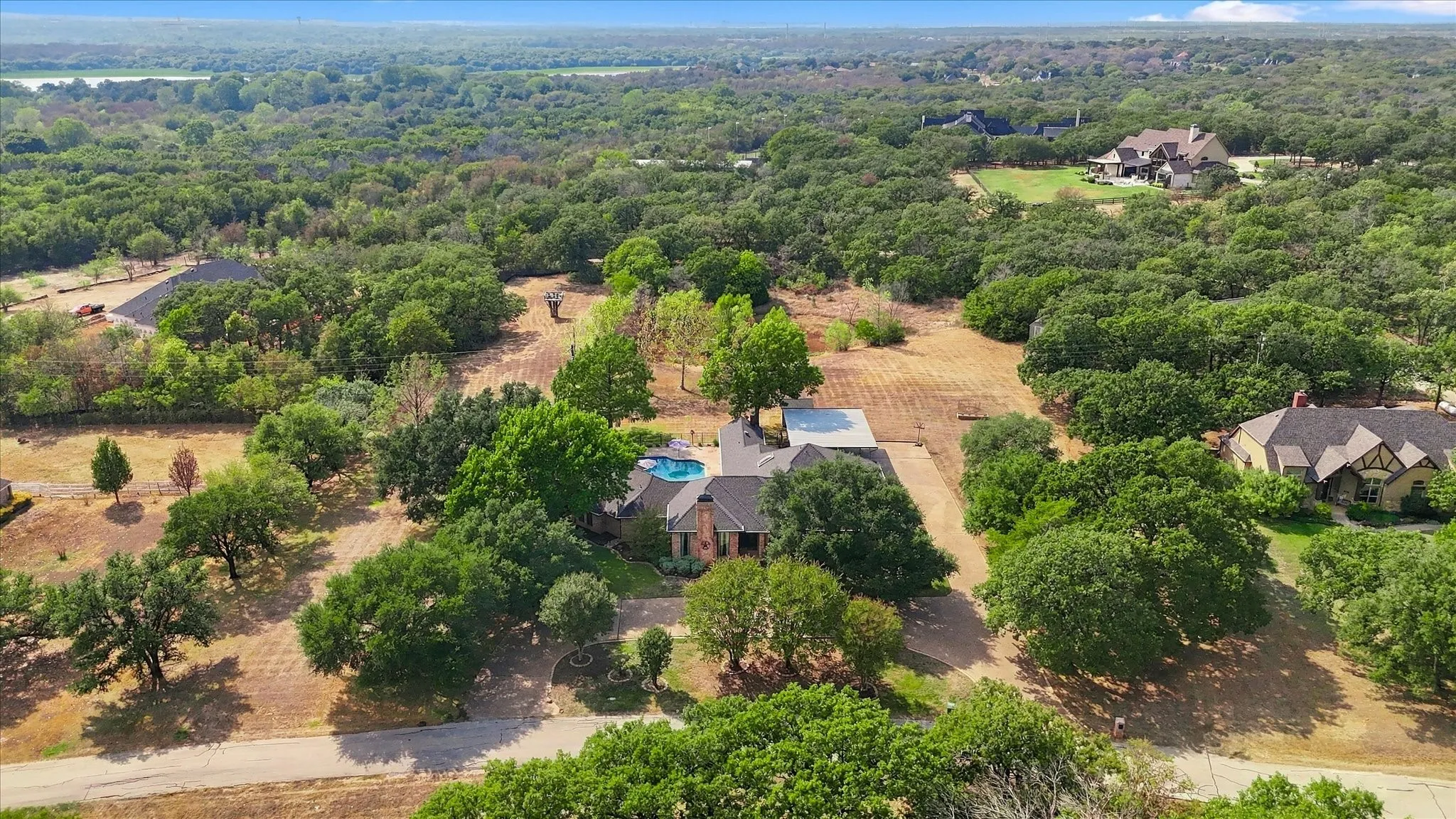 Single Family Residence For Sale in Denton County , 3801 Post Oak Road, Flower Mound, Texas 75022, 4 Bedroom, 4 Bathroom, 2 Garage spaces, 4,601 Sqft, built in 1986, mls#21394945, Real Estate Agent in Flower Mound, Homes For Sale in Denton county, Homes For Sale in Flower Mound, Realtor in Flower Mound Texas, Real Estate Brokerage Independent Realty Texas, Luminita Cordes Realtor