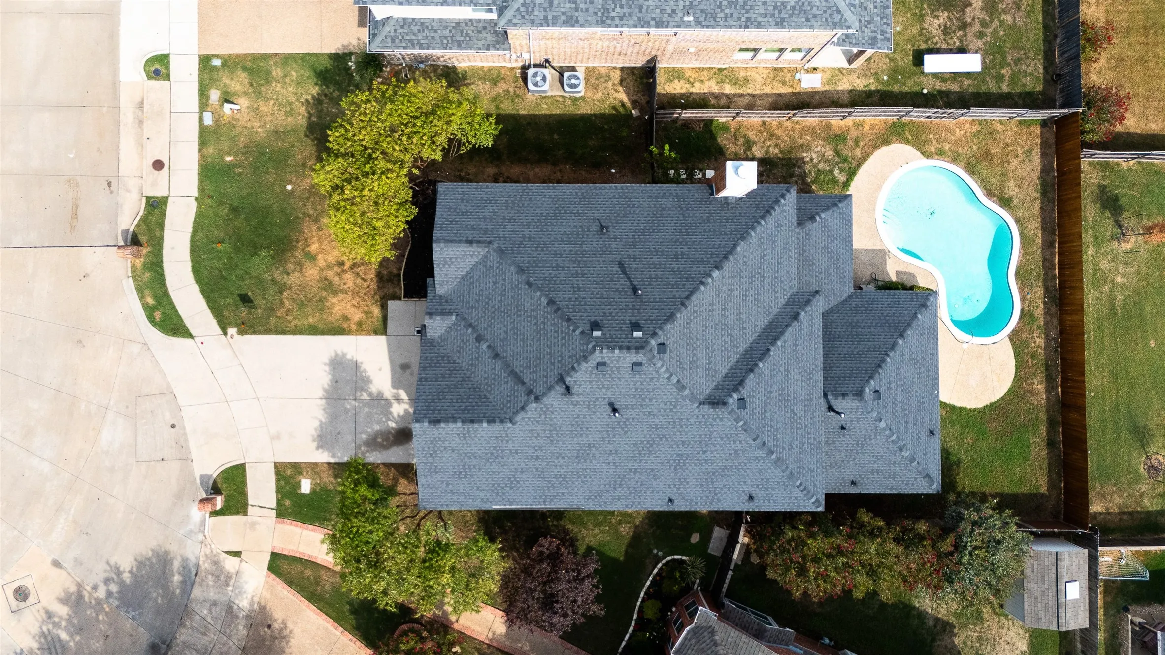Single Family Residence For Sale in Dallas County , 5168 Finnhorse Drive, Grand Prairie, Texas 75052, 4 Bedroom, 3 Bathroom, 2 Garage spaces, 2,933 Sqft, built in 2009, mls#21392808, Real Estate Agent in Grand Prairie, Homes For Sale in Dallas county, Homes For Sale in Grand Prairie, Realtor in Grand Prairie Texas, Real Estate Brokerage Independent Realty Texas, Luminita Cordes Realtor